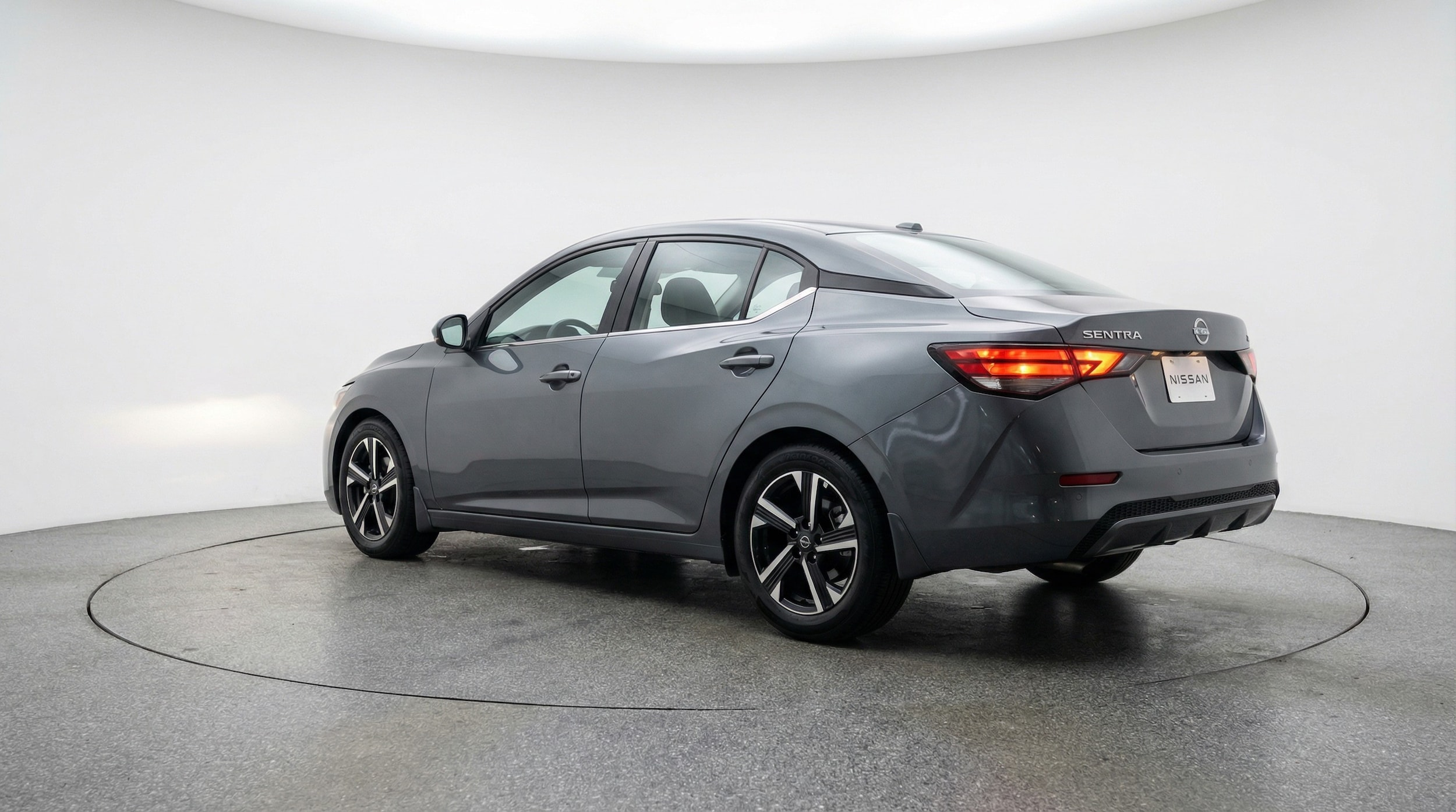 Thumbnail: 2025 Nissan Sentra - 5