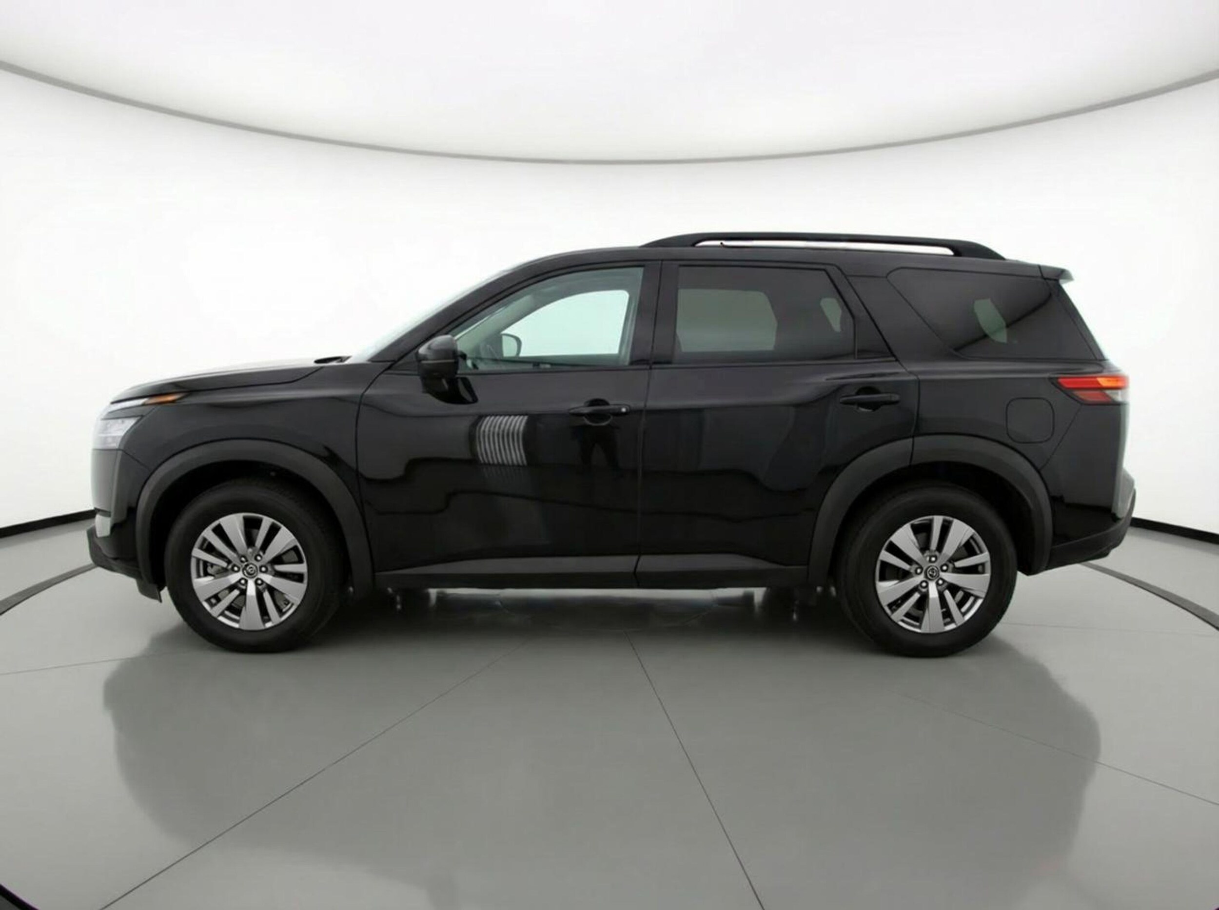 Thumbnail: 2025 Nissan Pathfinder - 4