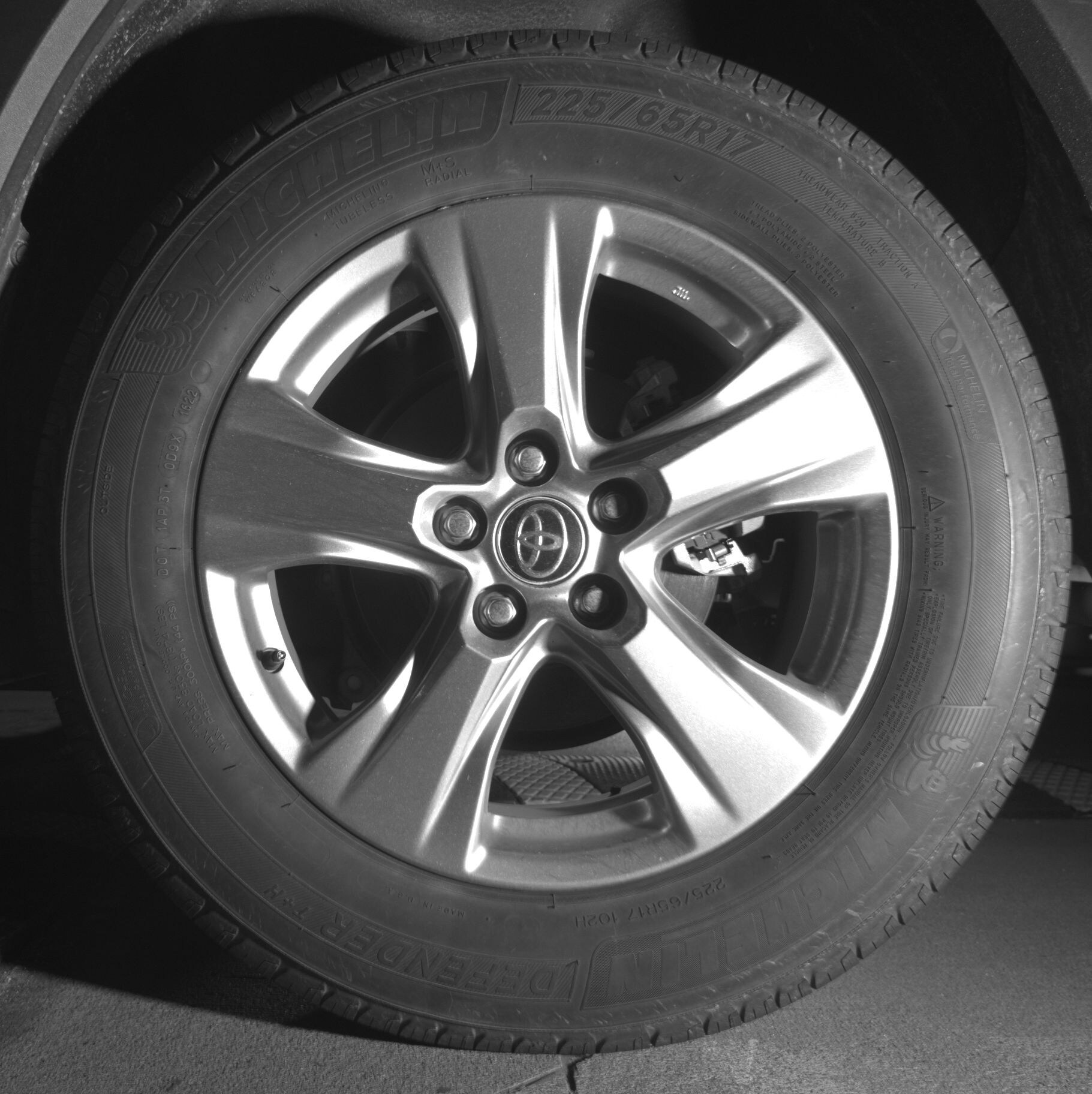 Thumbnail: 2025 Toyota RAV4 - 11