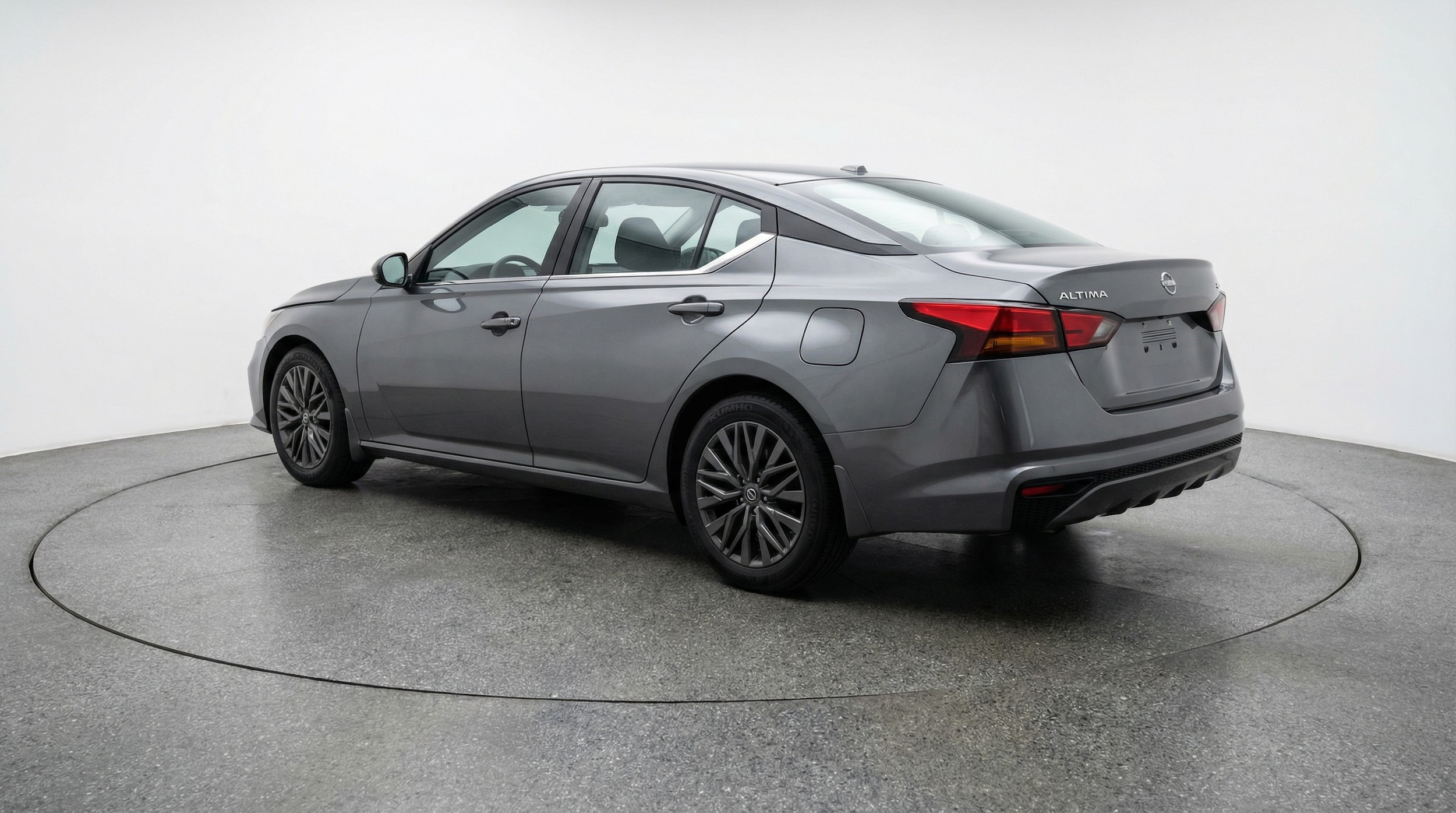 Thumbnail: 2025 Nissan Altima - 5