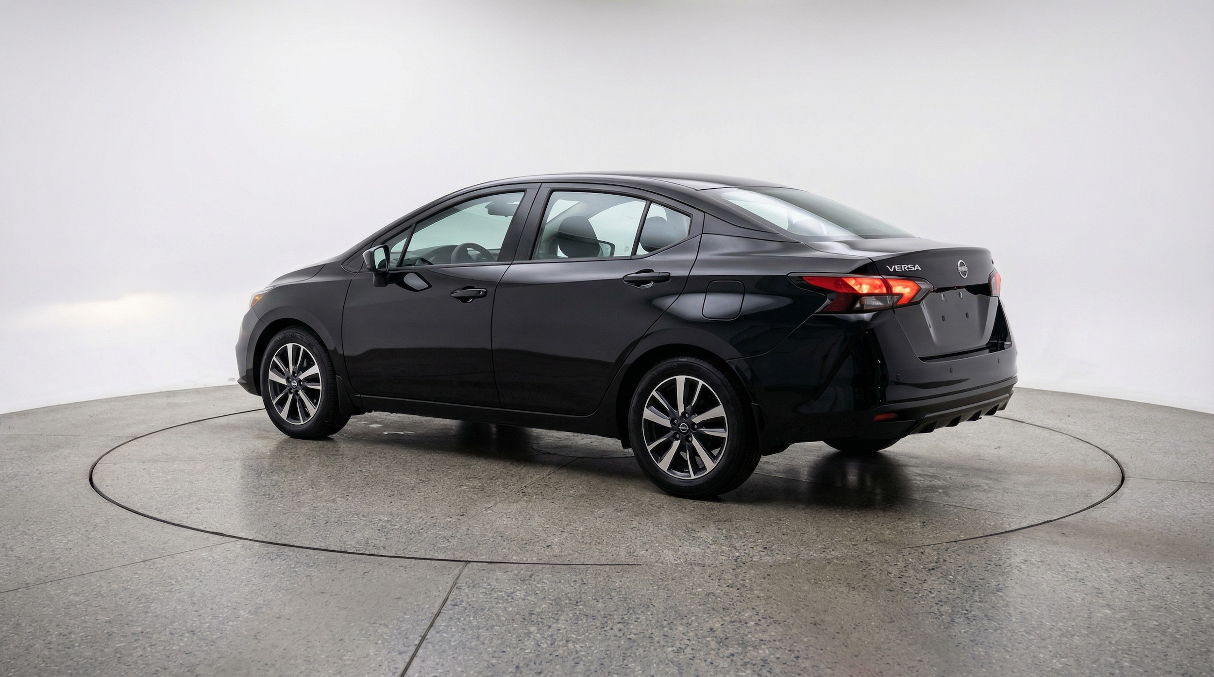 Thumbnail: 2025 Nissan Versa - 5