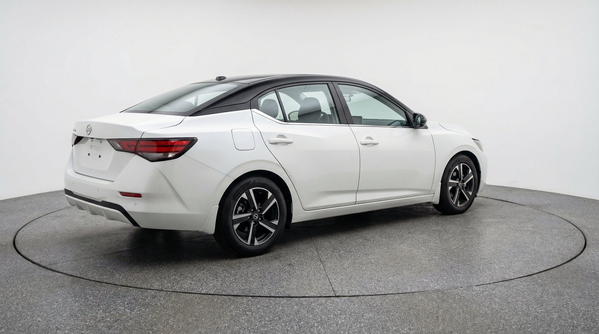 Thumbnail: 2025 Nissan Sentra - 9