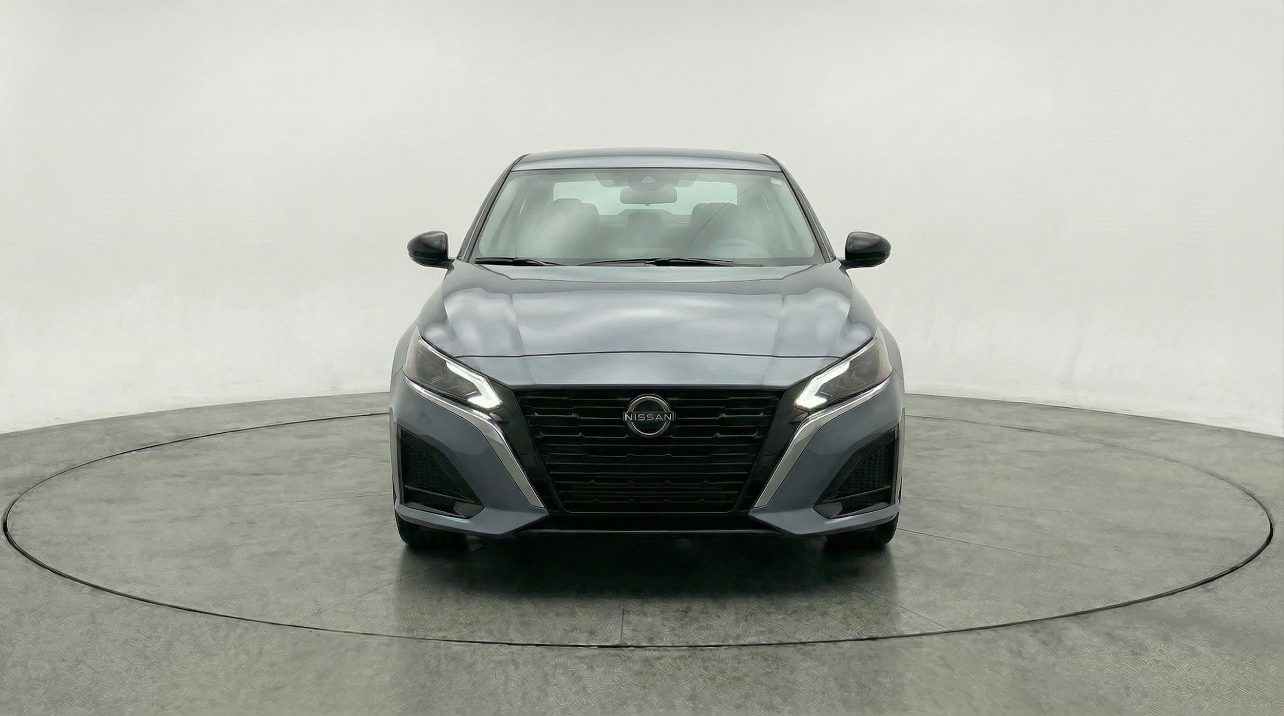 Thumbnail: 2025 Nissan Altima - 2