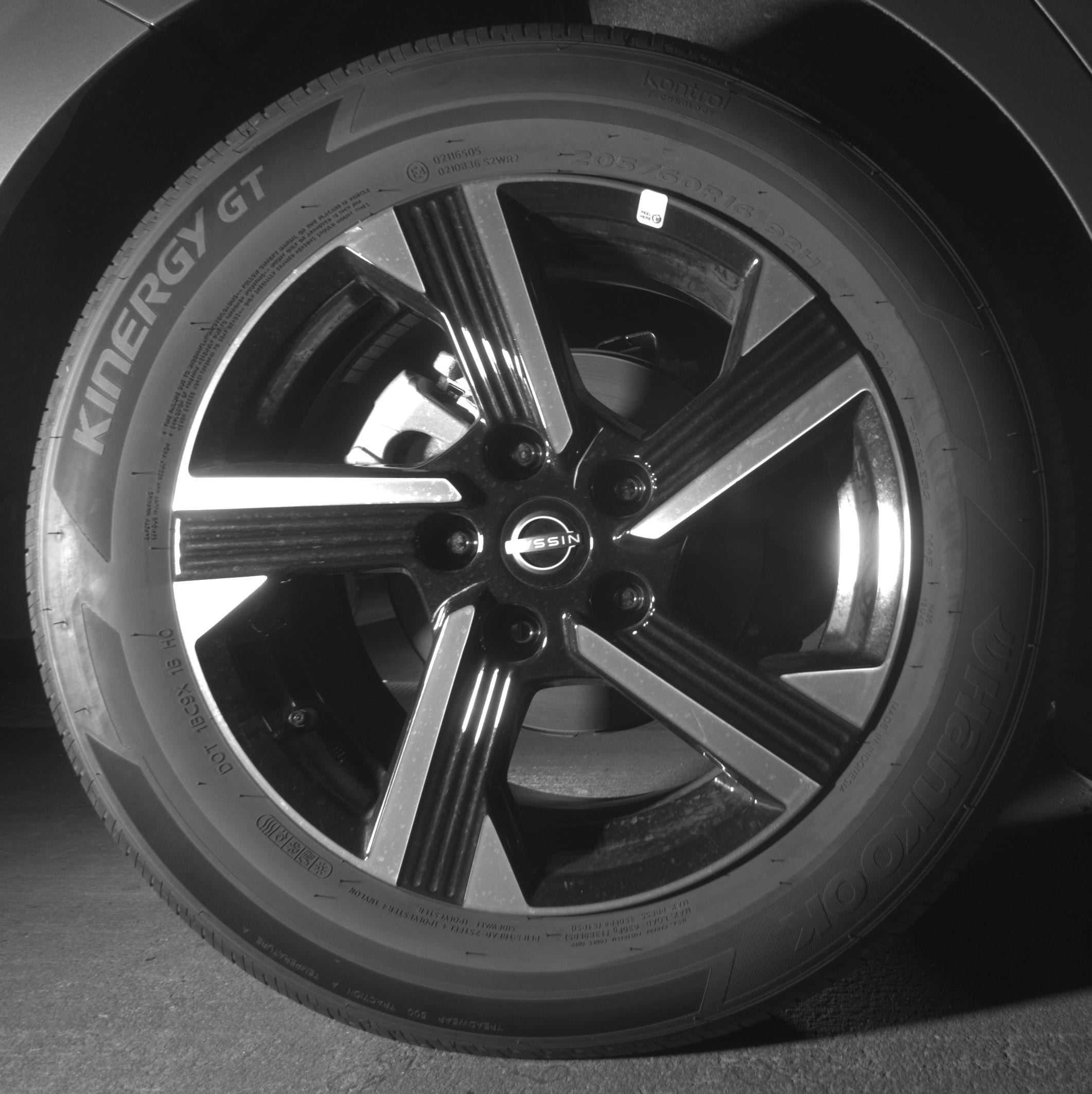 Thumbnail: 2025 Nissan Sentra - 12