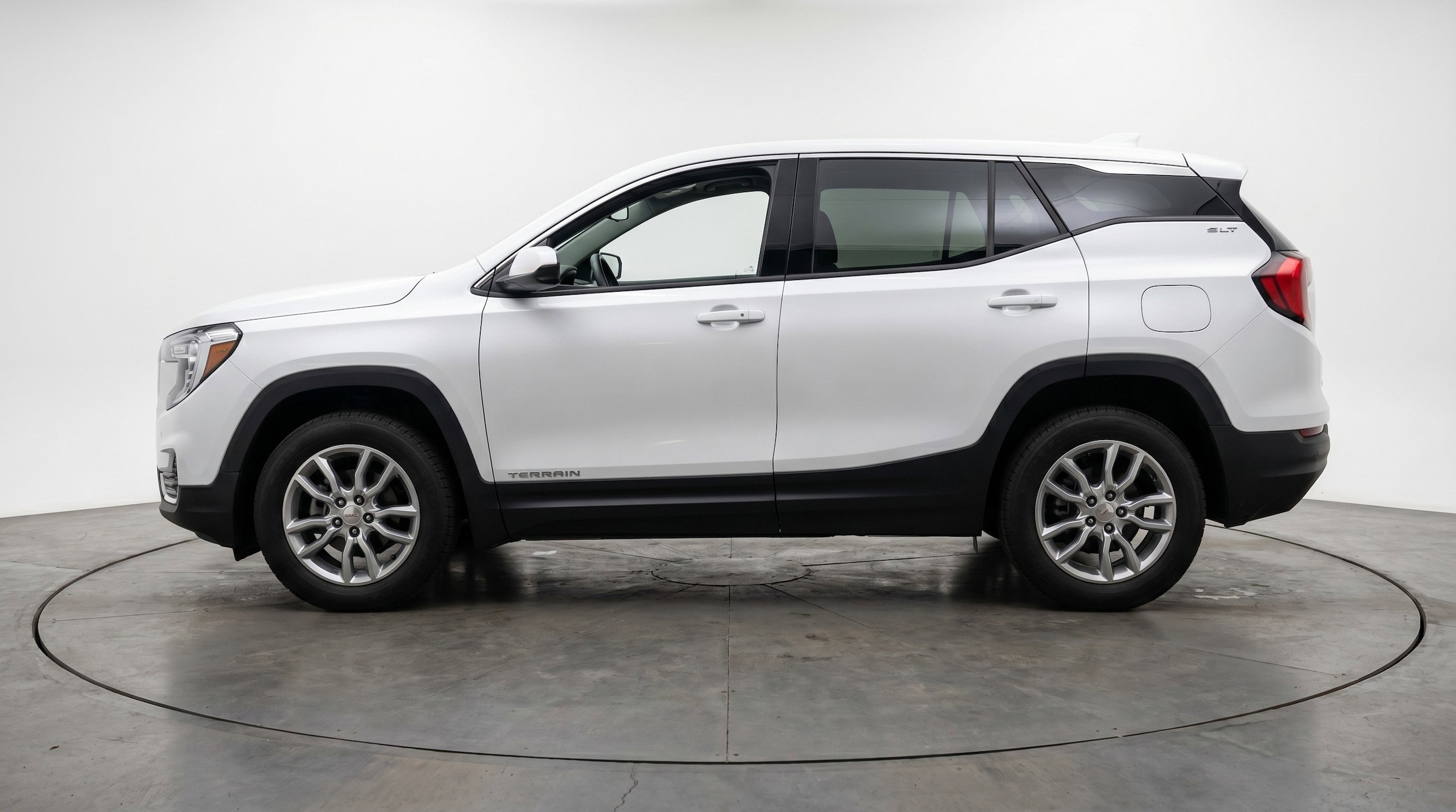 Thumbnail: 2024 GMC Terrain - 5