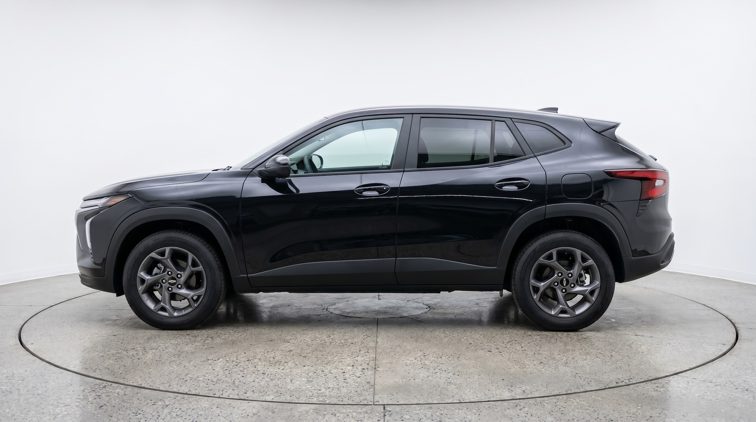 Thumbnail: 2025 Chevrolet Trax - 4