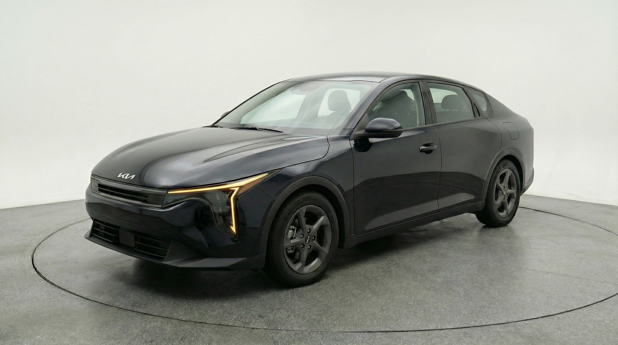 Thumbnail: 2025 Kia K4 - 3