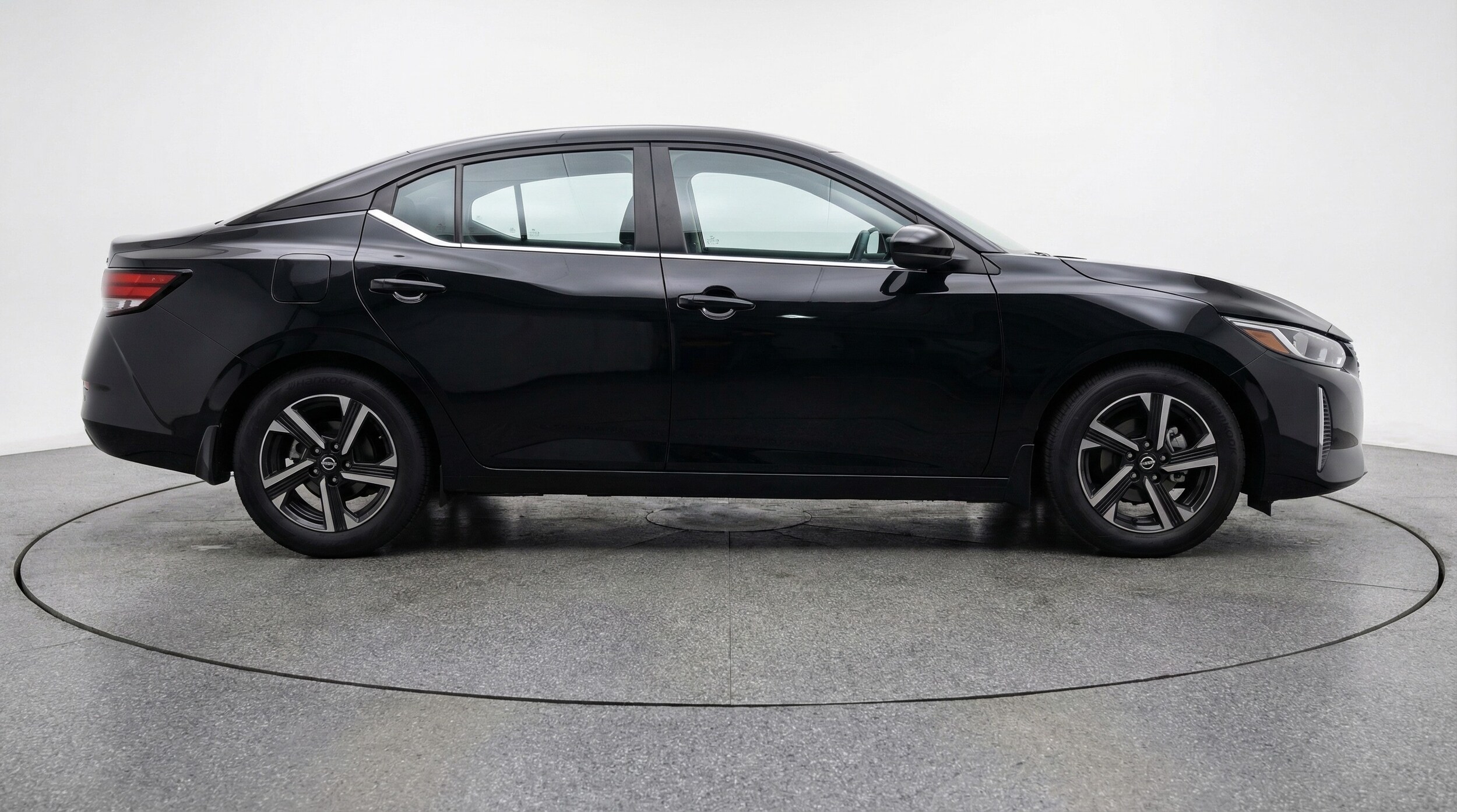 Thumbnail: 2025 Nissan Sentra - 8