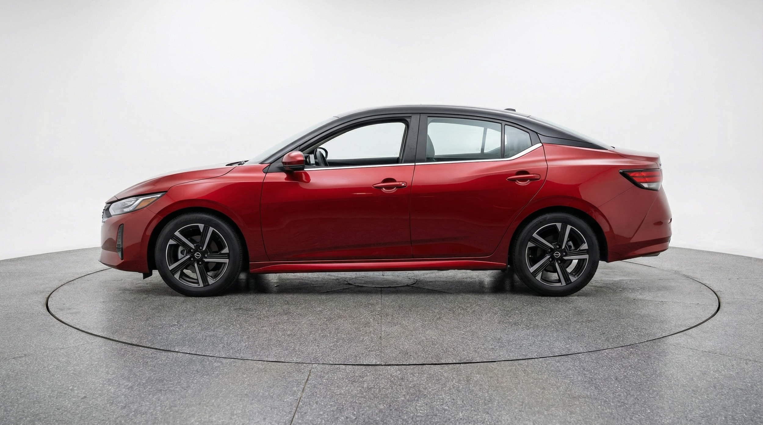 Thumbnail: 2025 Nissan Sentra - 4