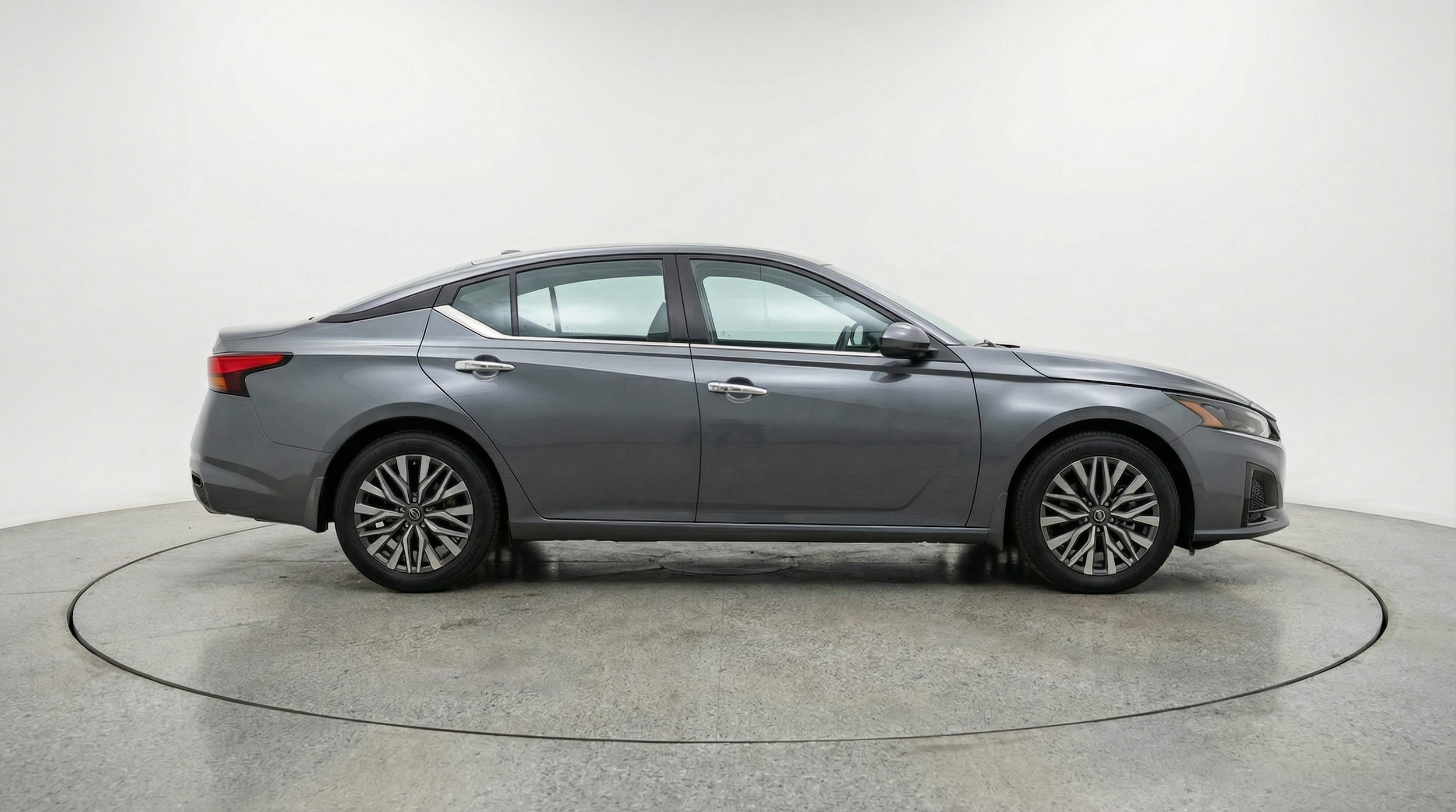 Thumbnail: 2025 Nissan Altima - 8