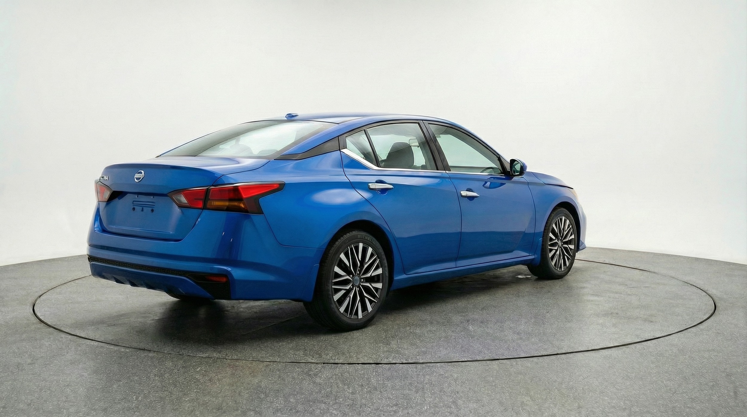 Thumbnail: 2025 Nissan Altima - 7