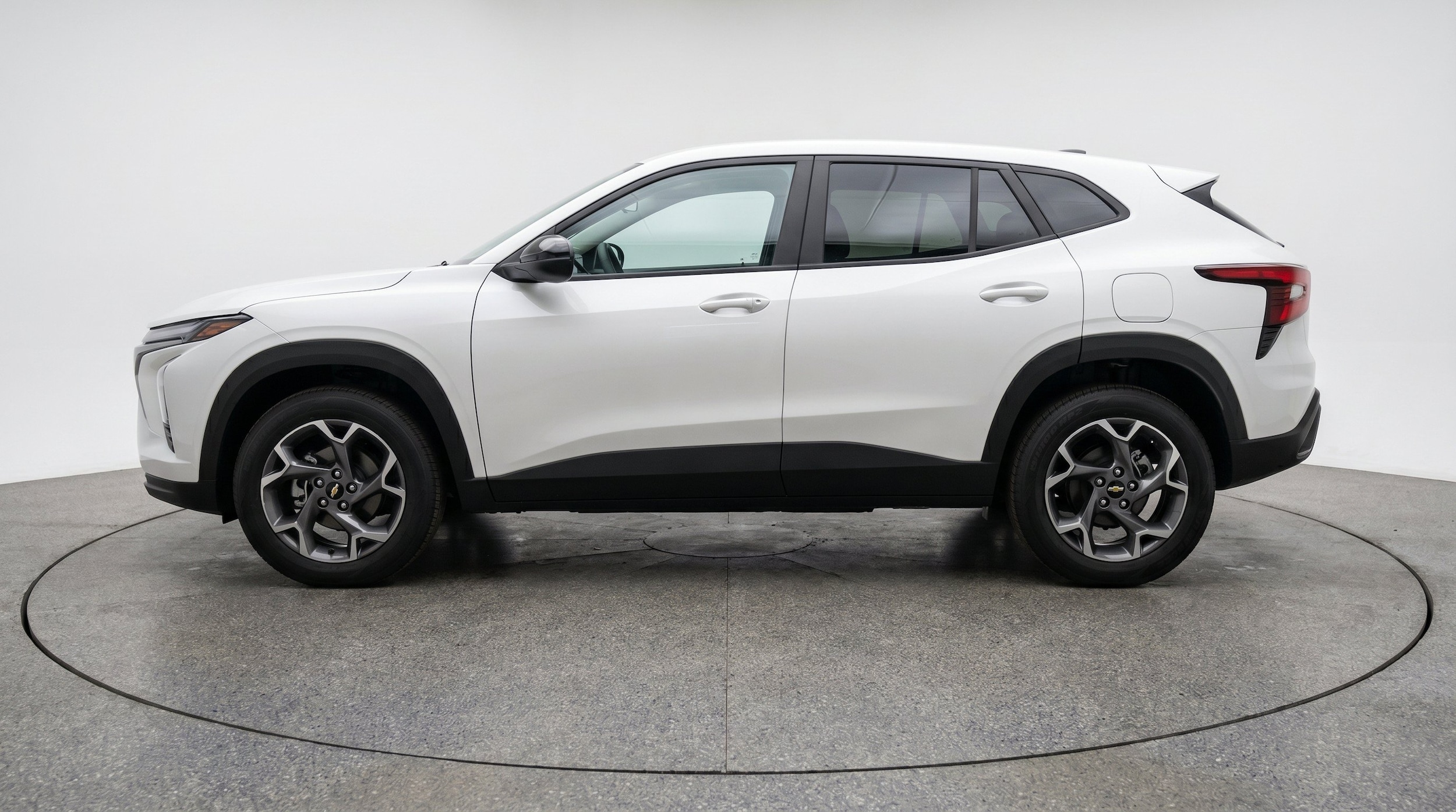 Thumbnail: 2025 Chevrolet Trax - 5