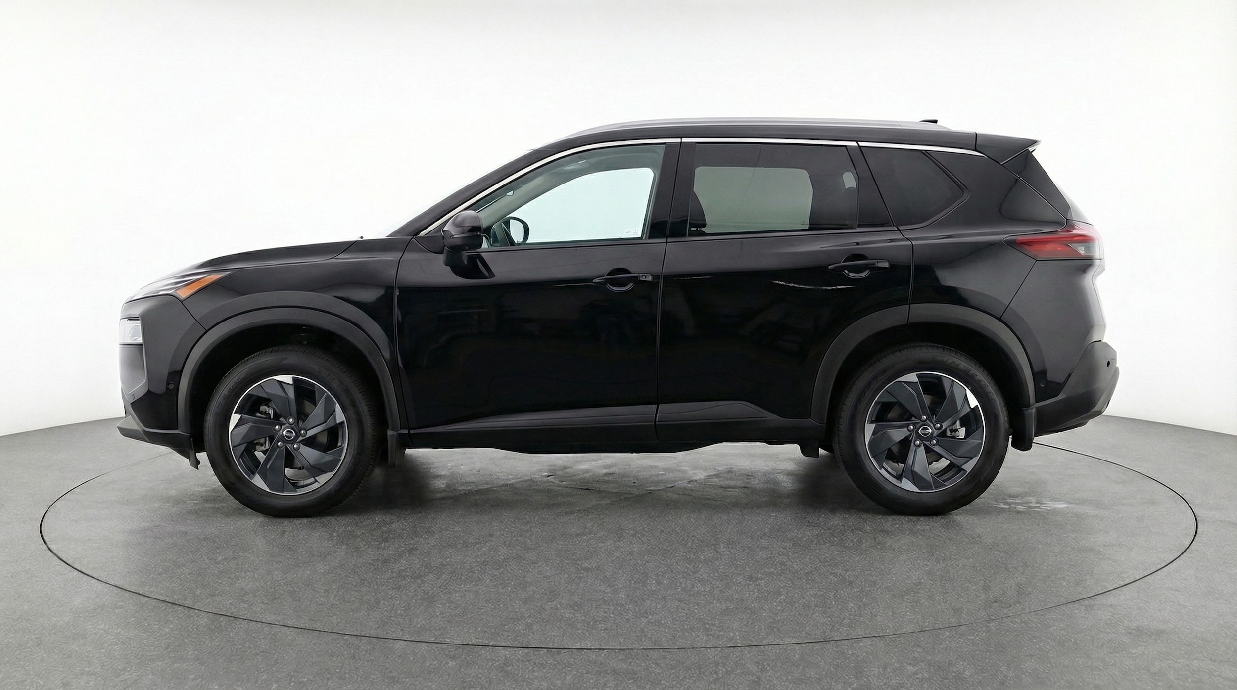 Thumbnail: 2025 Nissan Rogue - 4