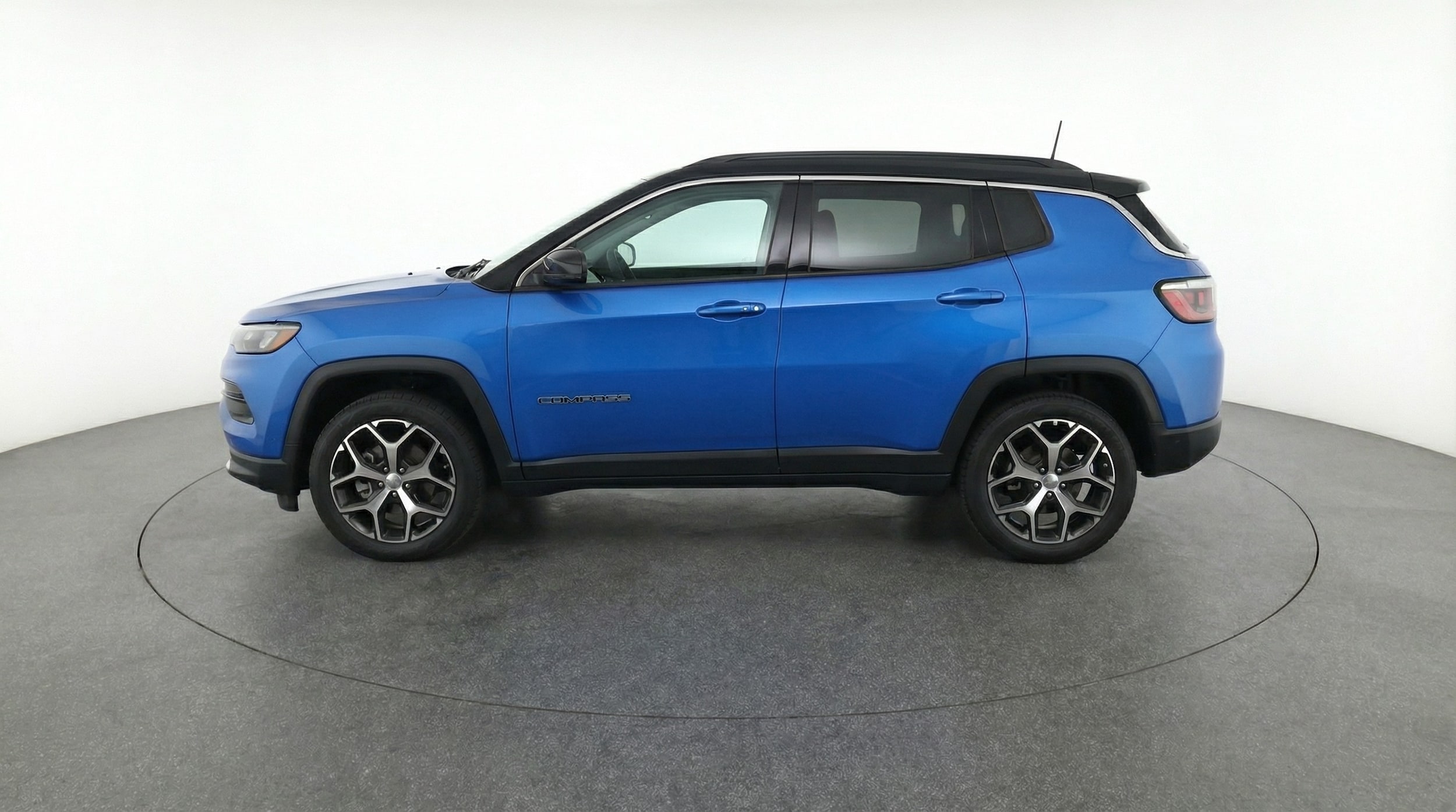 Thumbnail: 2025 Jeep Compass - 4