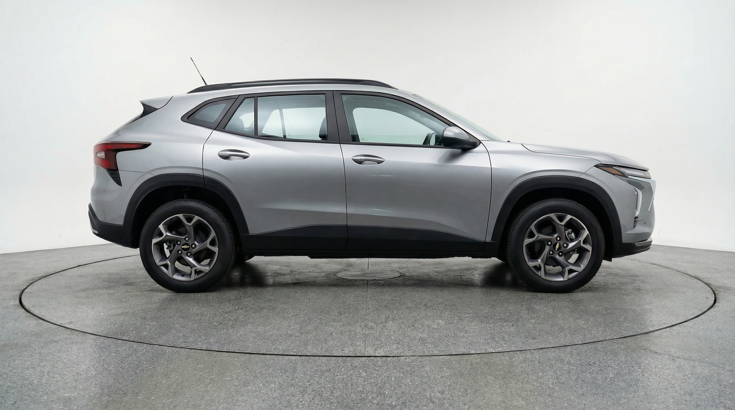 Thumbnail: 2025 Chevrolet Trax - 8