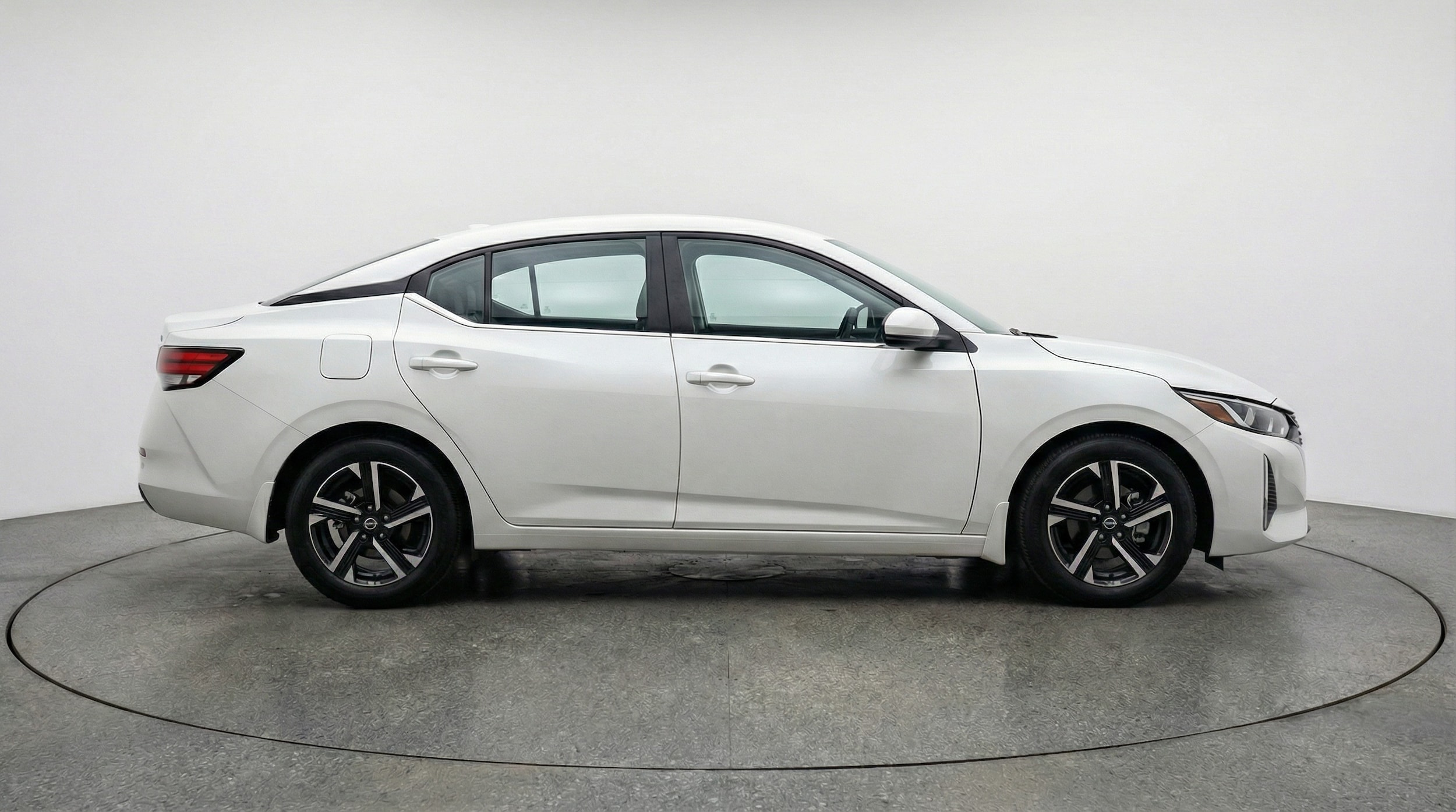 Thumbnail: 2025 Nissan Sentra - 8