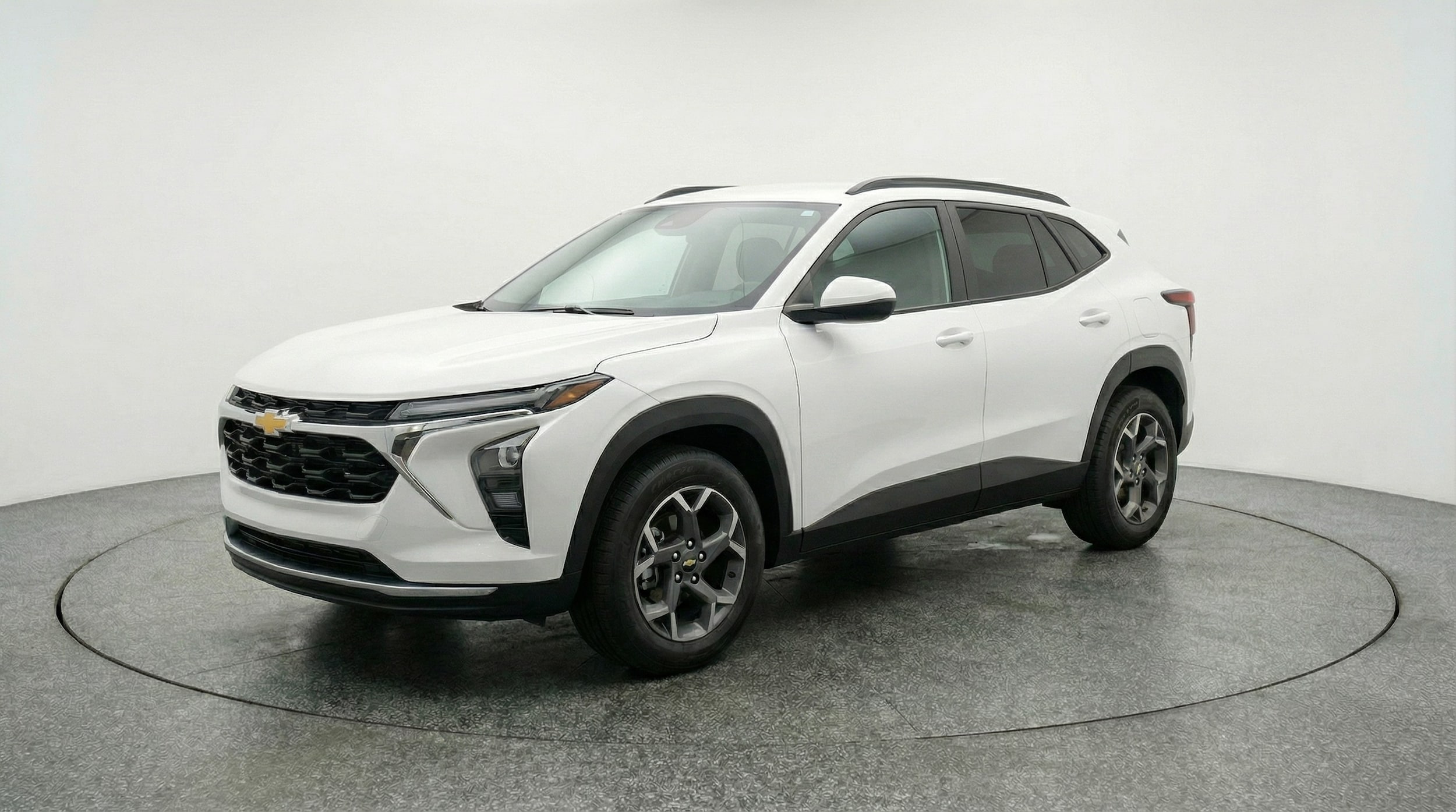 Thumbnail: 2025 Chevrolet Trax - 3