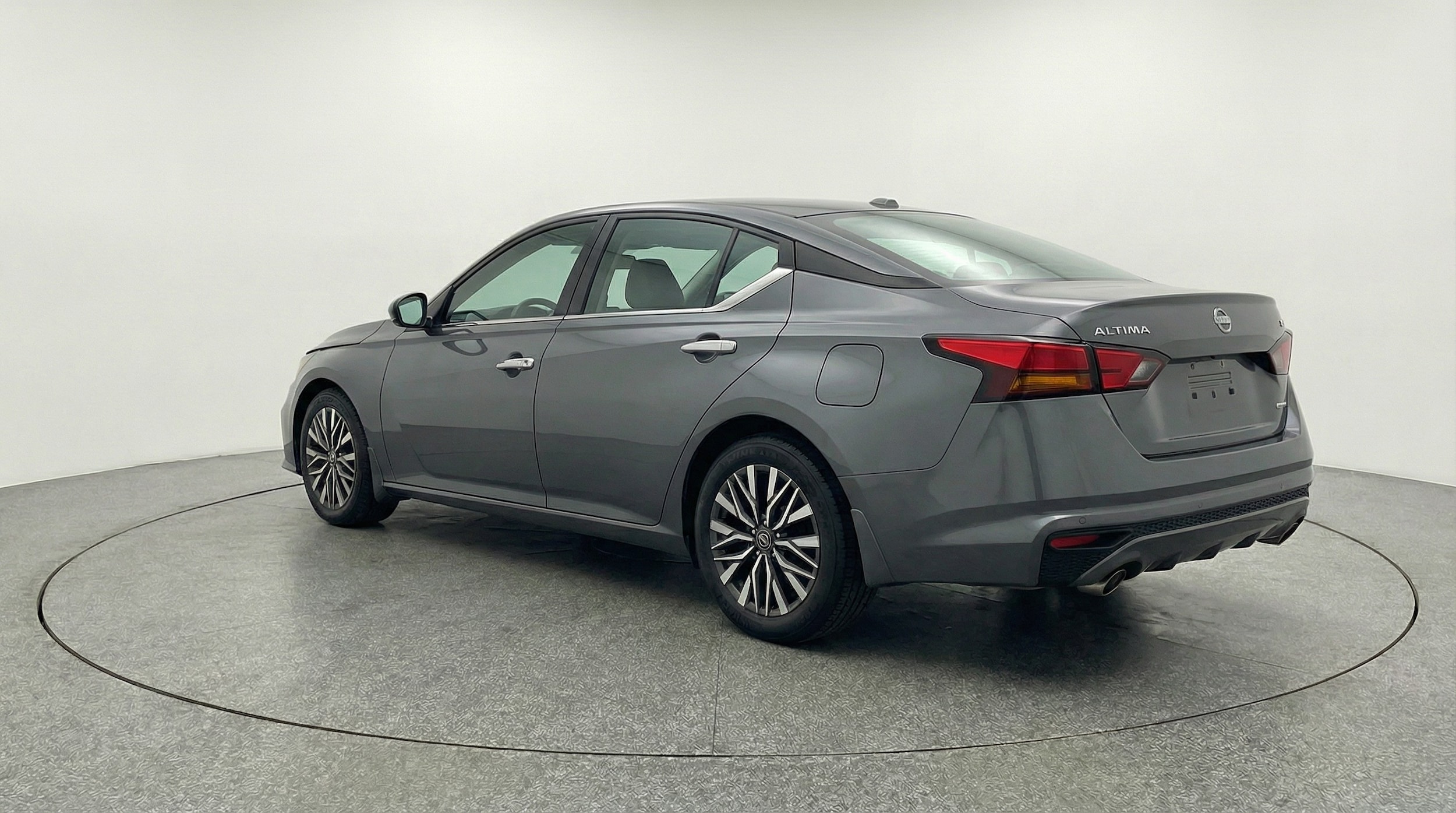 Thumbnail: 2025 Nissan Altima - 5