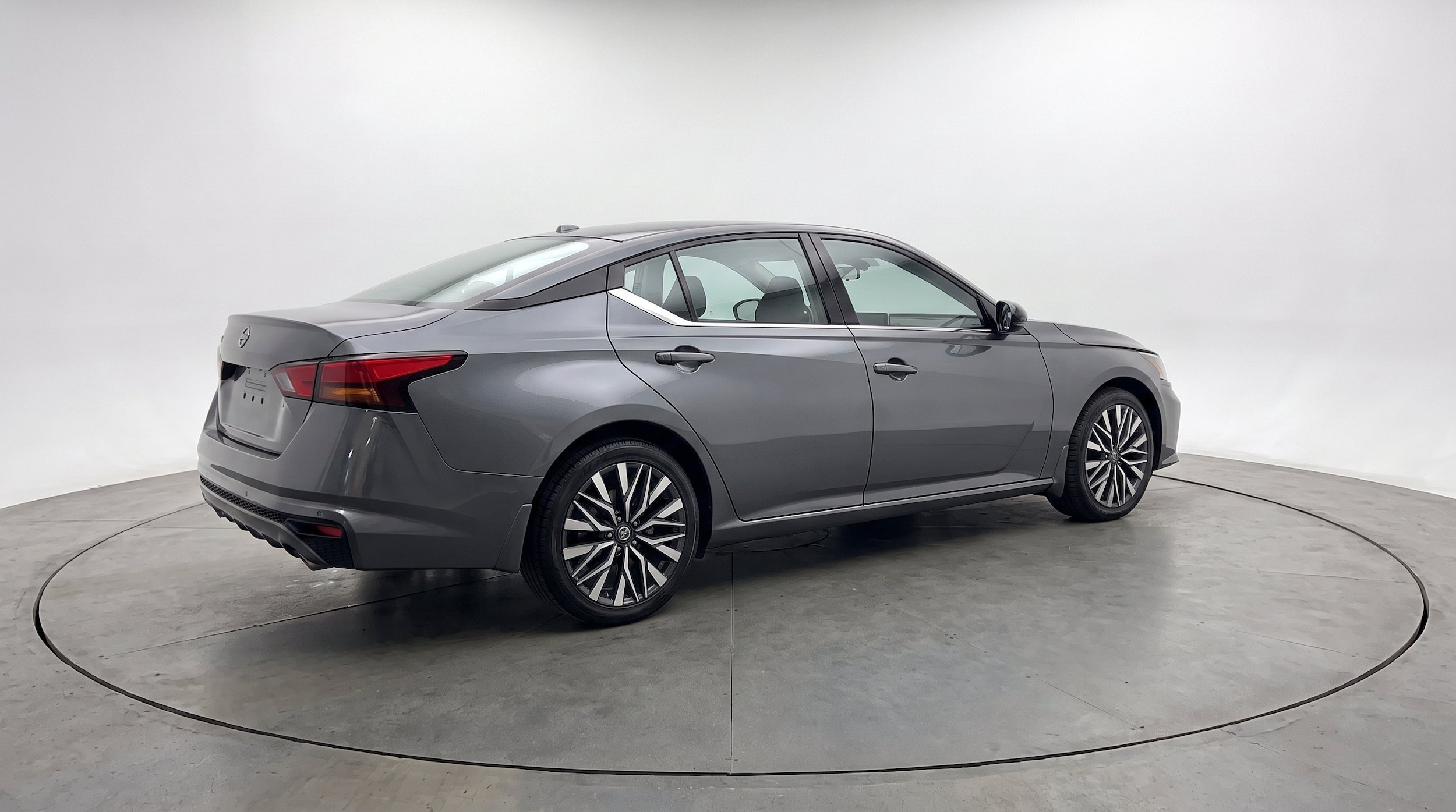 Thumbnail: 2025 Nissan Altima - 9