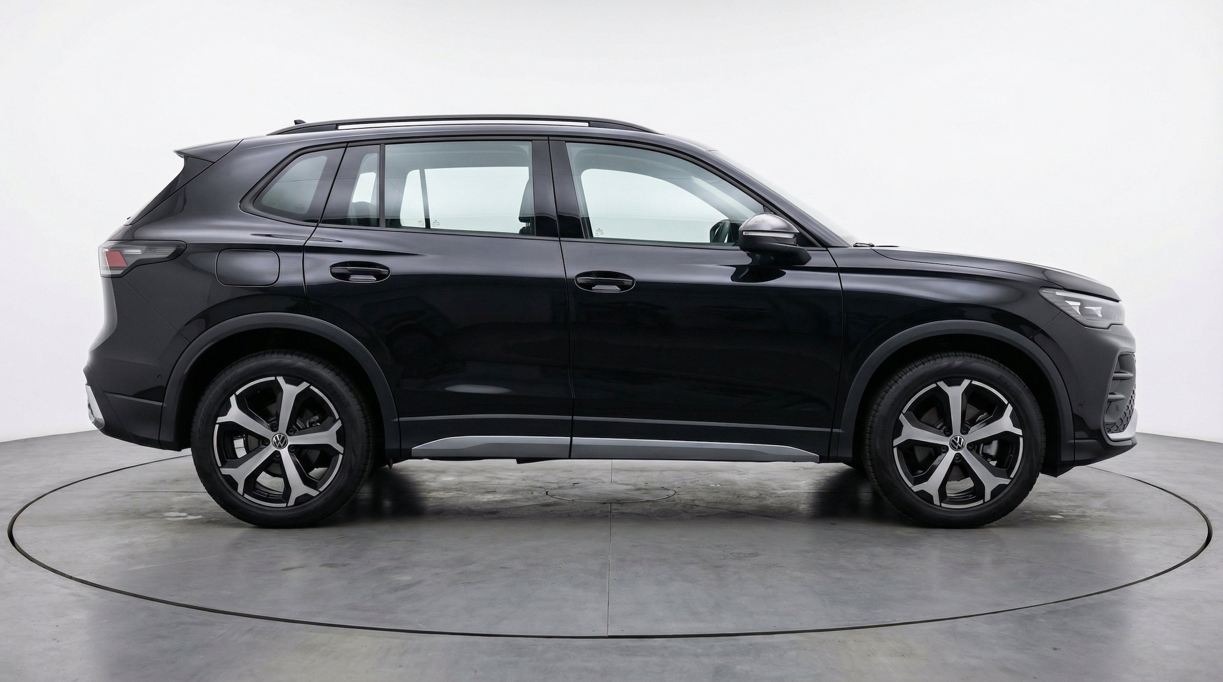 Thumbnail: 2026 Volkswagen Tiguan - 11