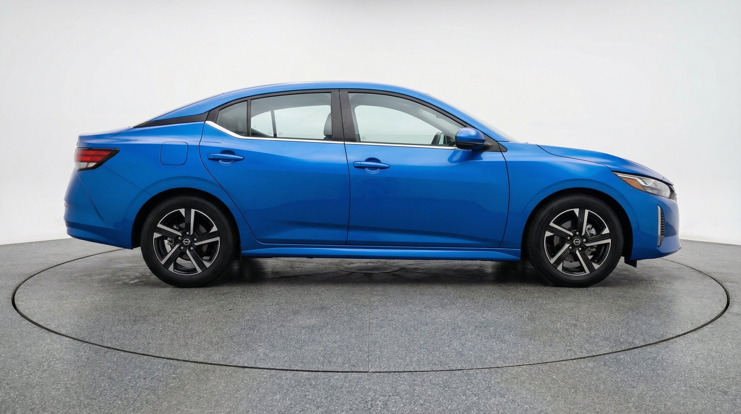 Thumbnail: 2025 Nissan Sentra - 11