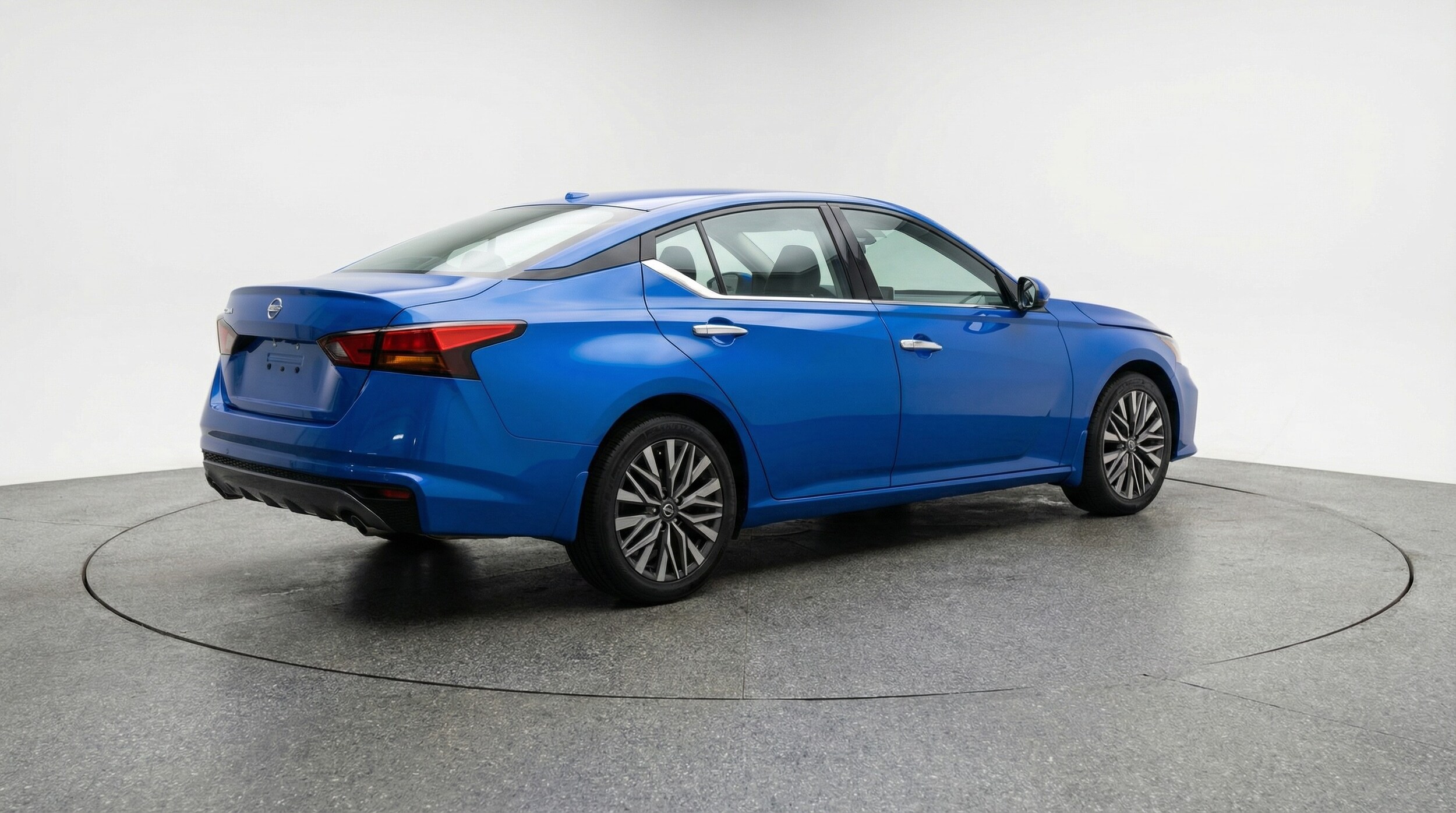 Thumbnail: 2025 Nissan Altima - 7