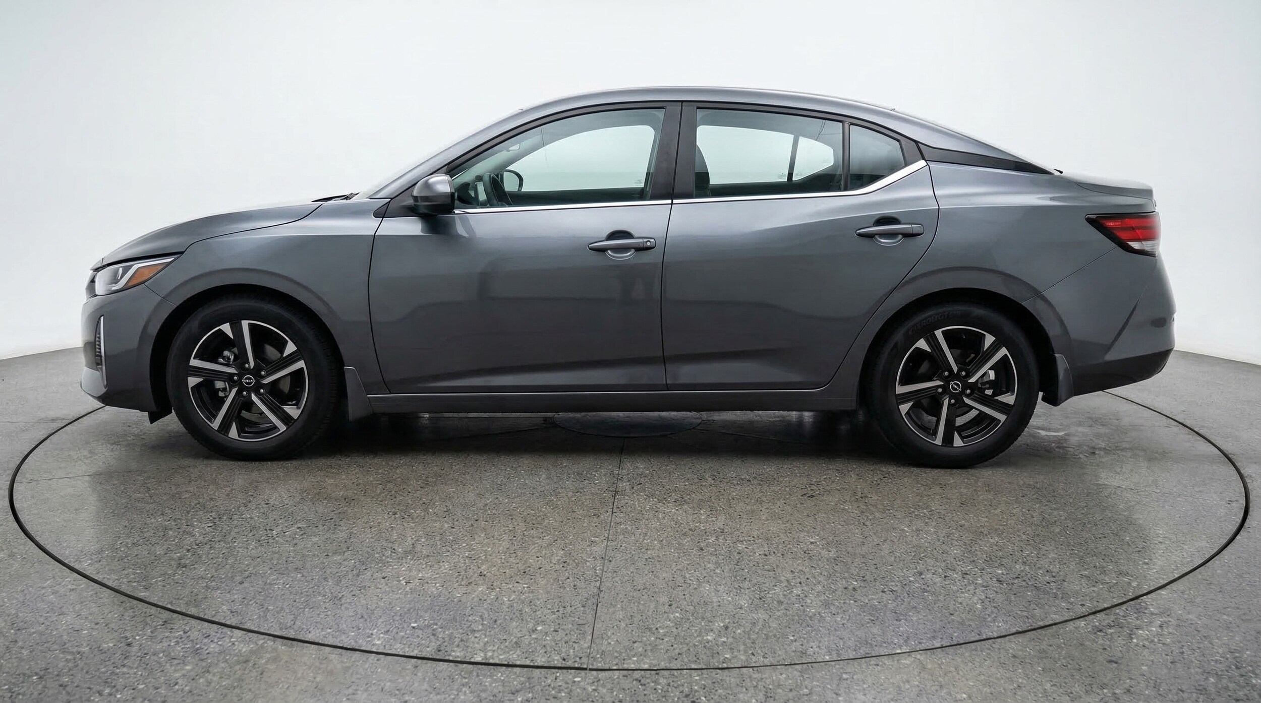 Thumbnail: 2025 Nissan Sentra - 4