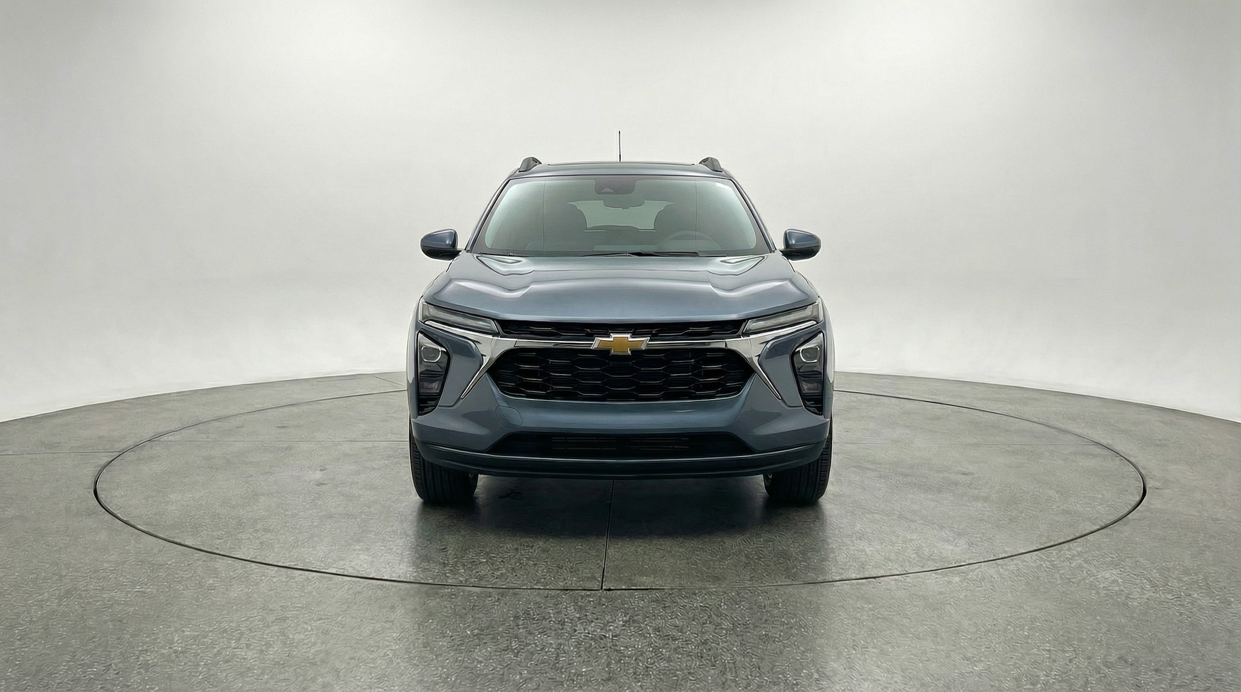 Thumbnail: 2025 Chevrolet Trax - 2