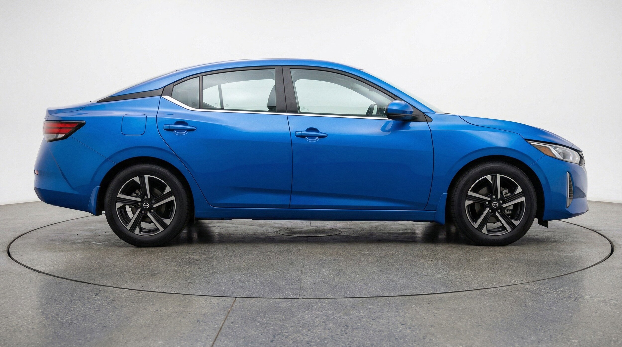 Thumbnail: 2025 Nissan Sentra - 11