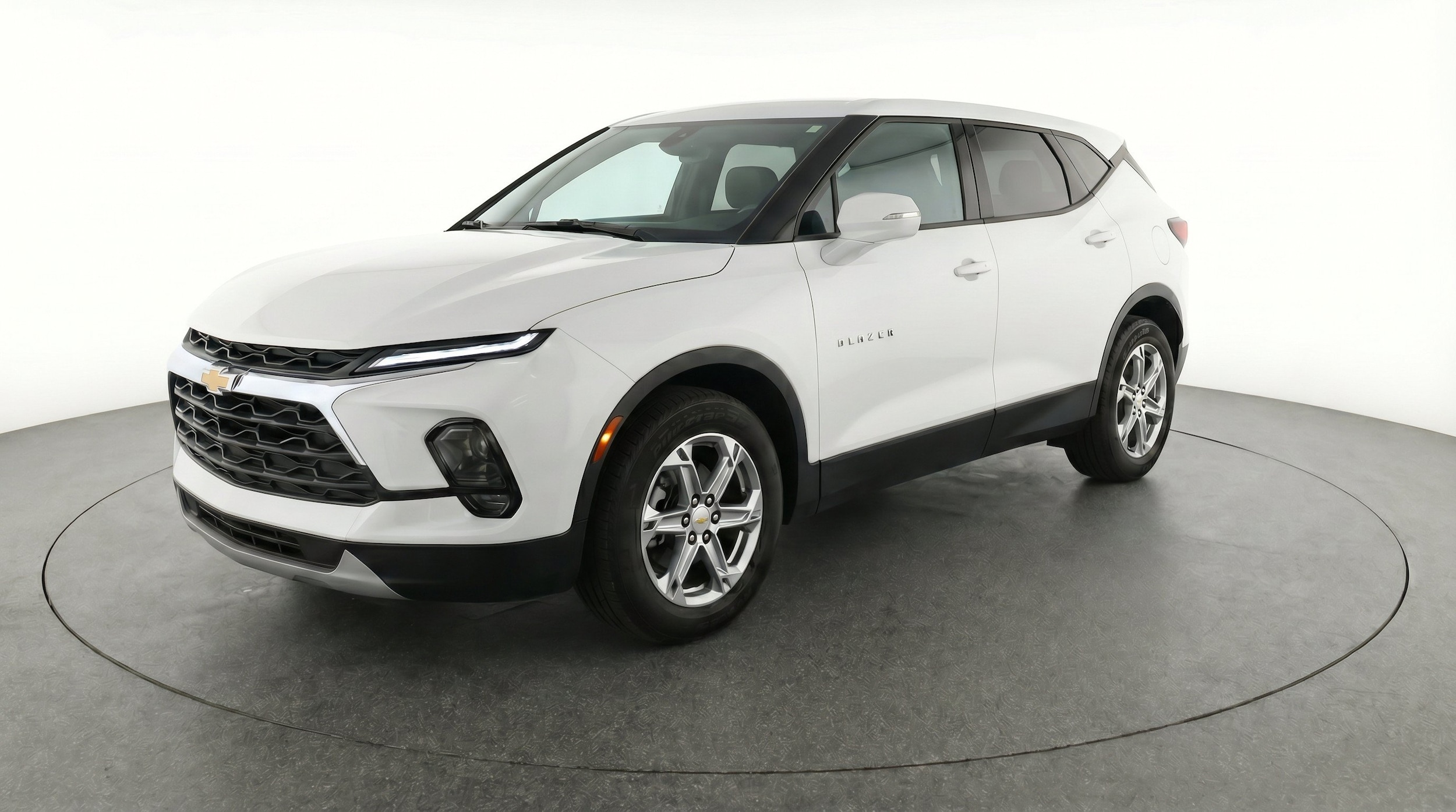 Thumbnail: 2025 Chevrolet Blazer - 3