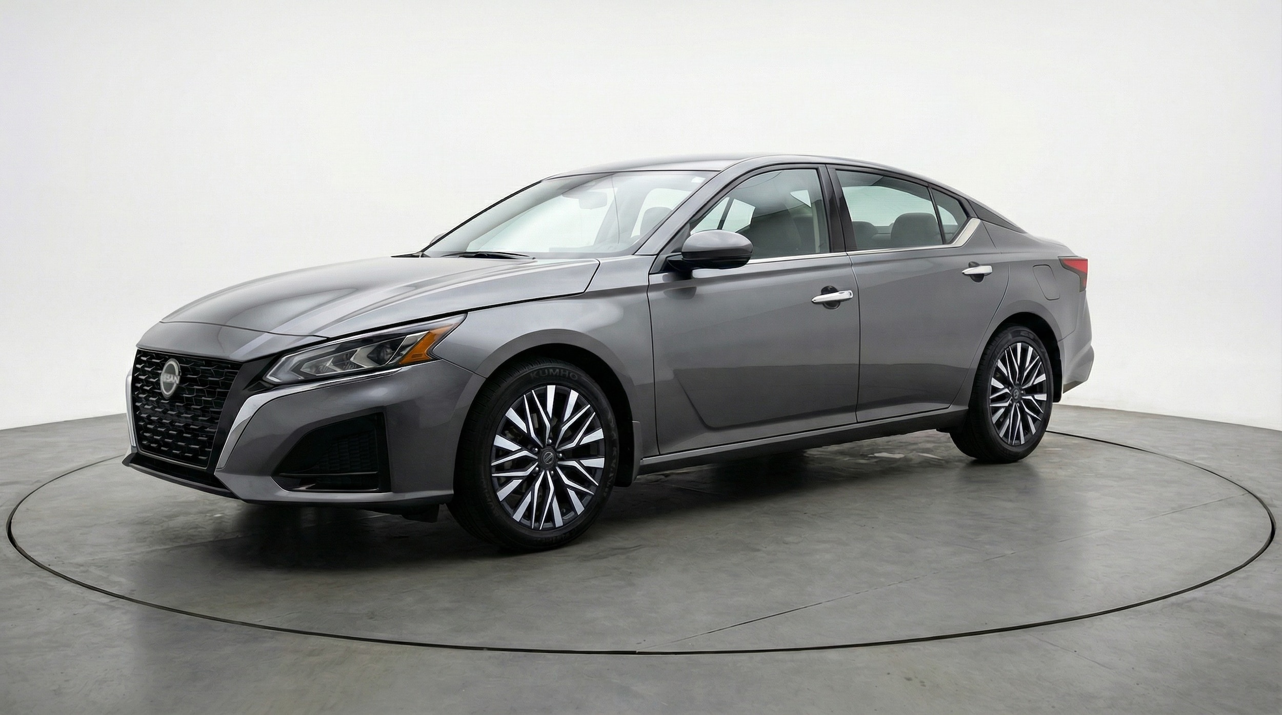 Thumbnail: 2025 Nissan Altima - 3