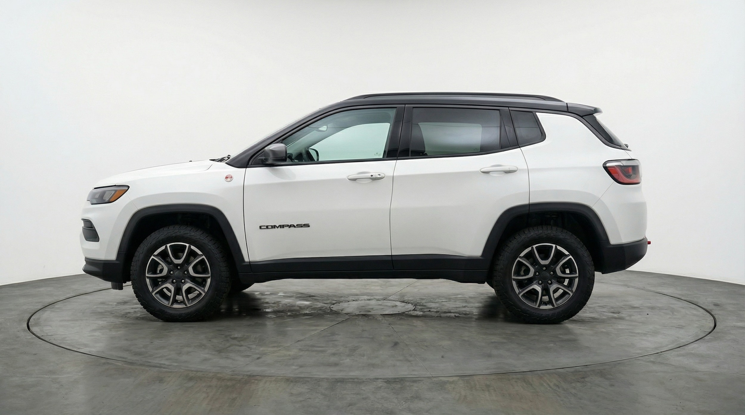 Thumbnail: 2025 Jeep Compass - 4