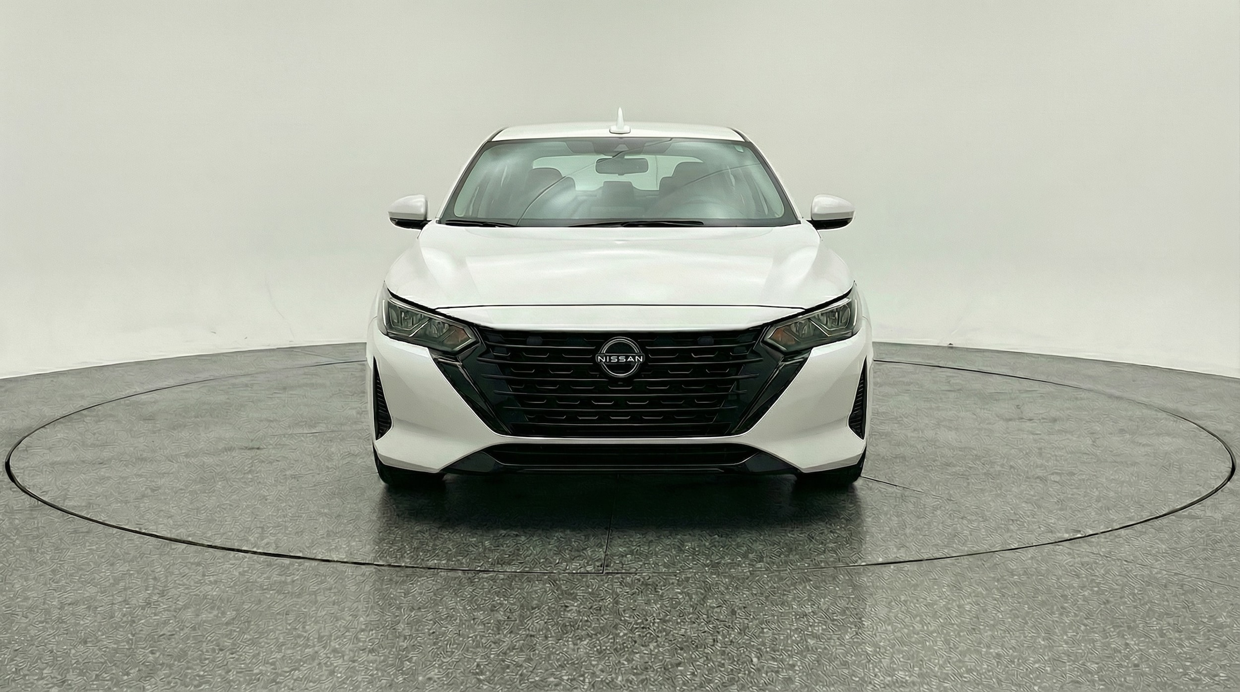 Thumbnail: 2025 Nissan Sentra - 2