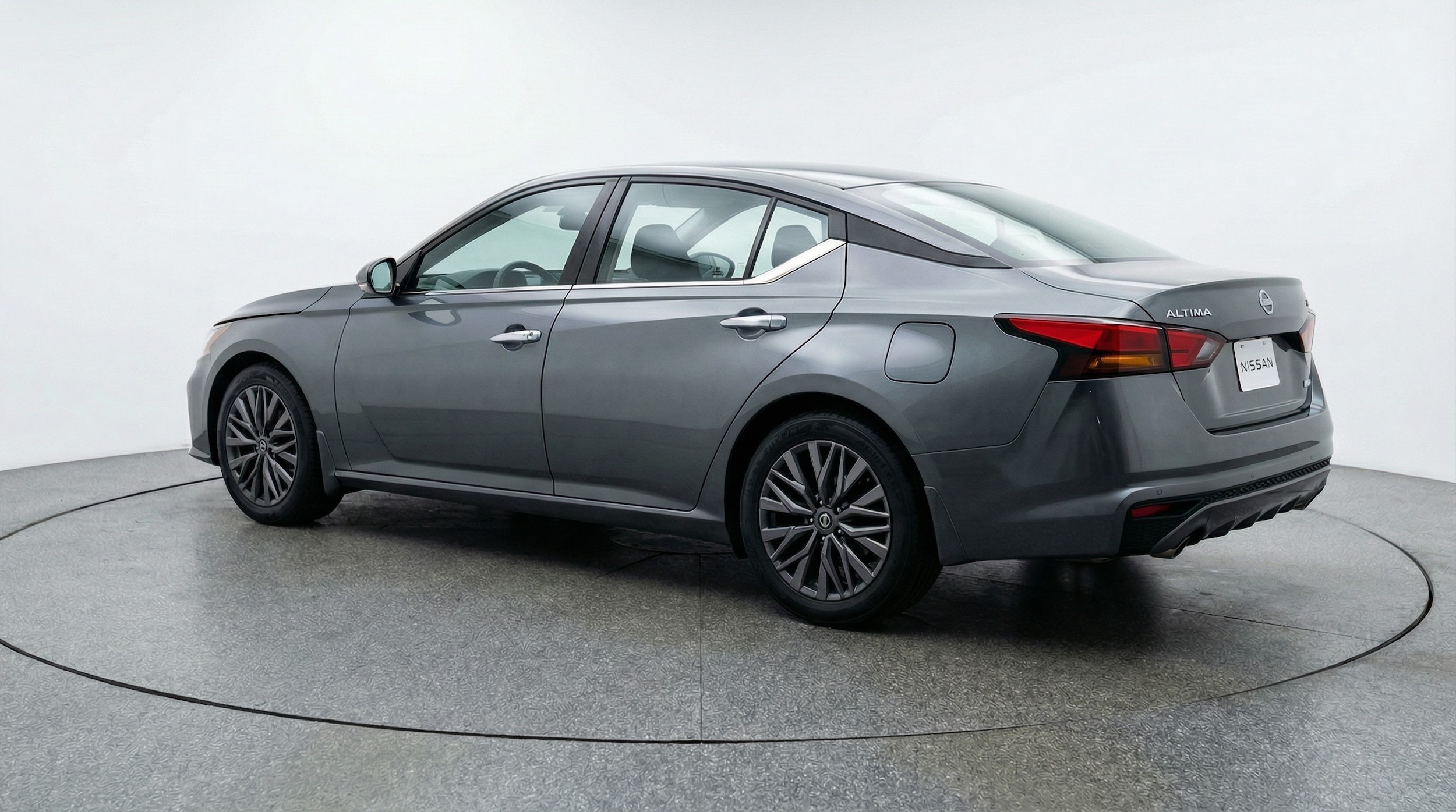 Thumbnail: 2025 Nissan Altima - 5