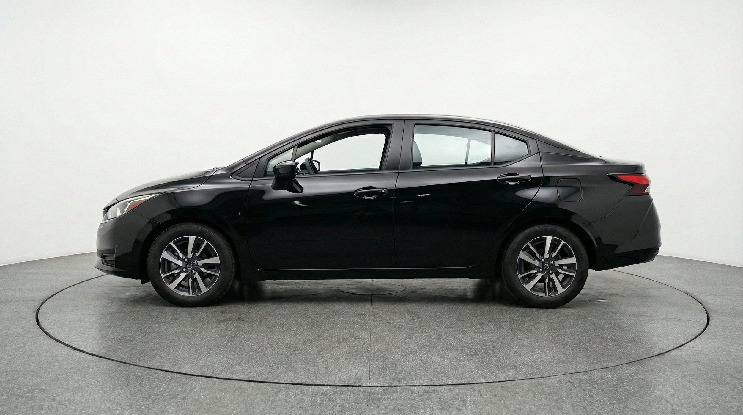 Thumbnail: 2025 Nissan Versa - 5