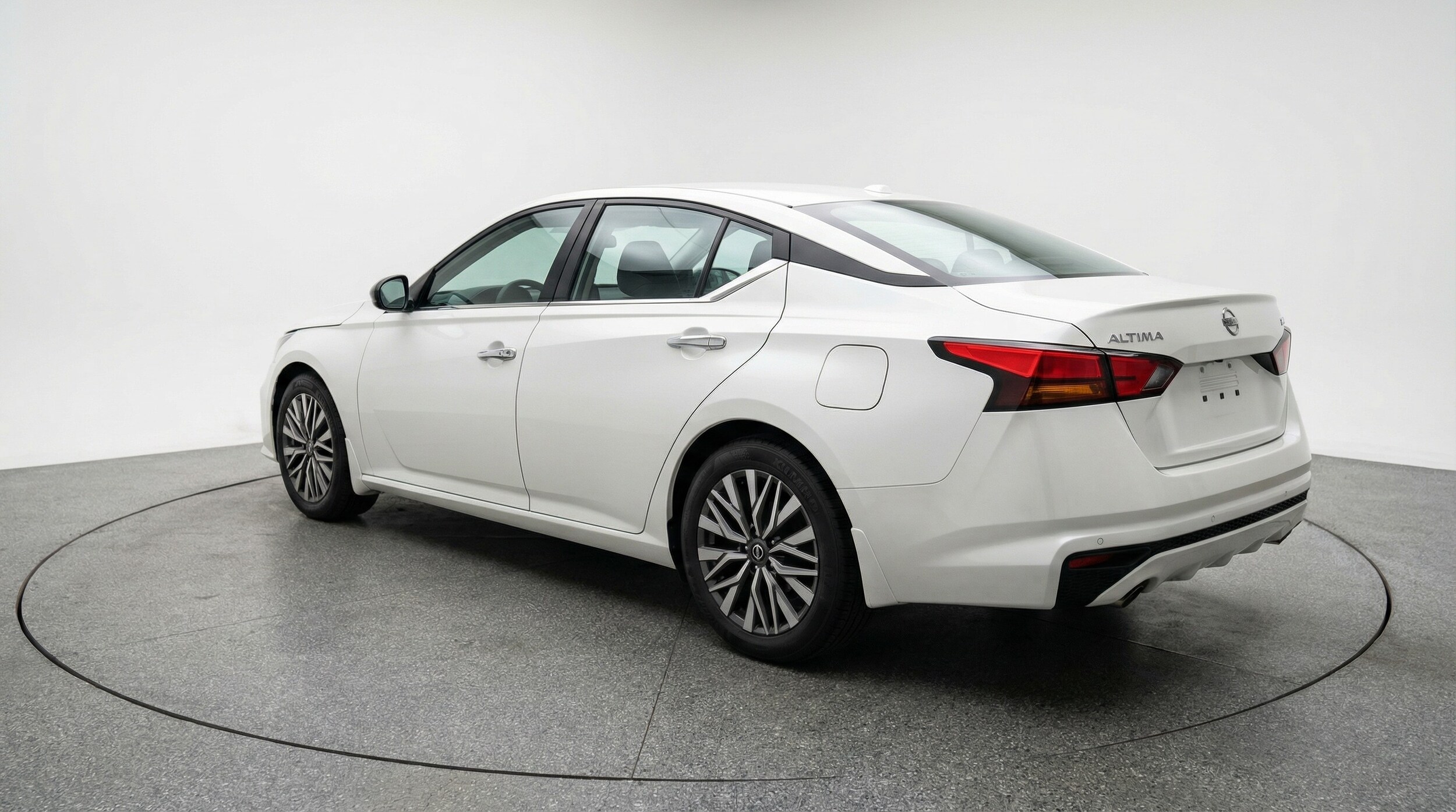 Thumbnail: 2025 Nissan Altima - 5