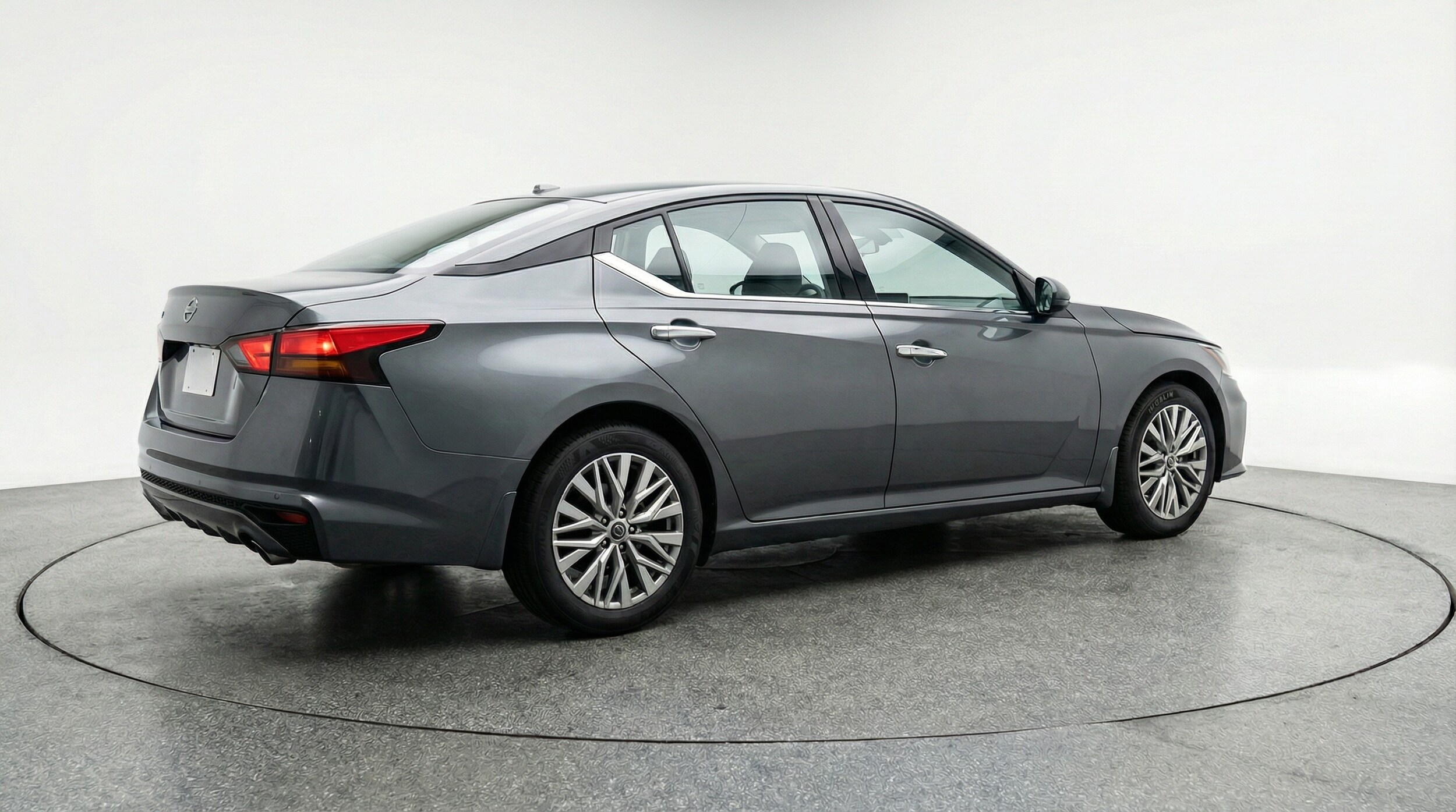 Thumbnail: 2025 Nissan Altima - 7