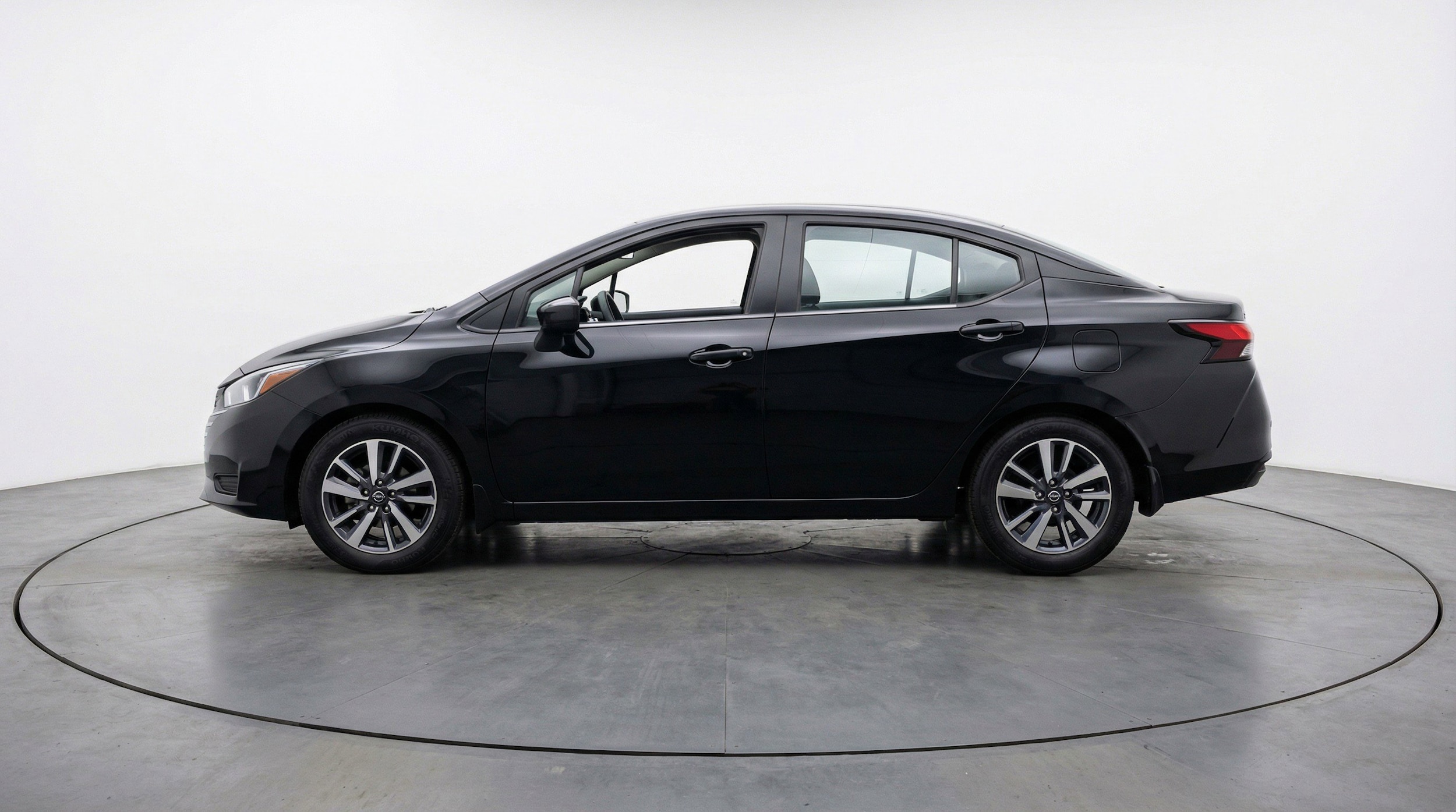 Thumbnail: 2025 Nissan Versa - 5