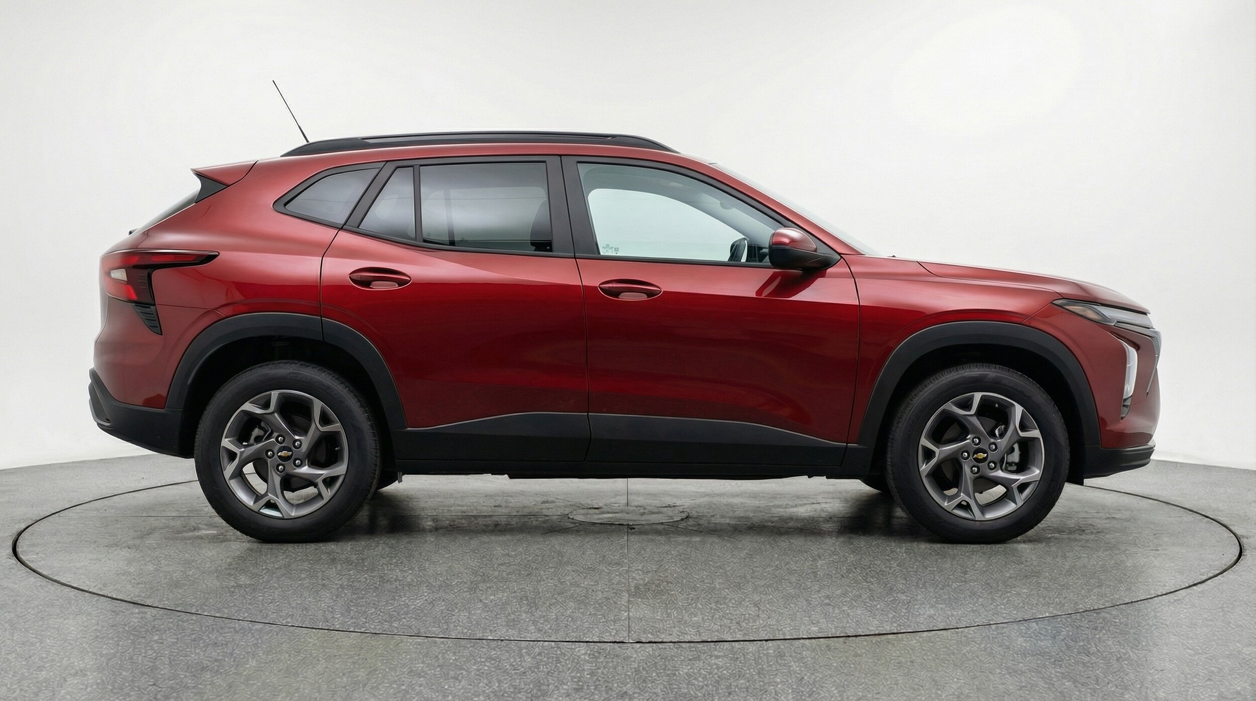 Thumbnail: 2025 Chevrolet Trax - 8