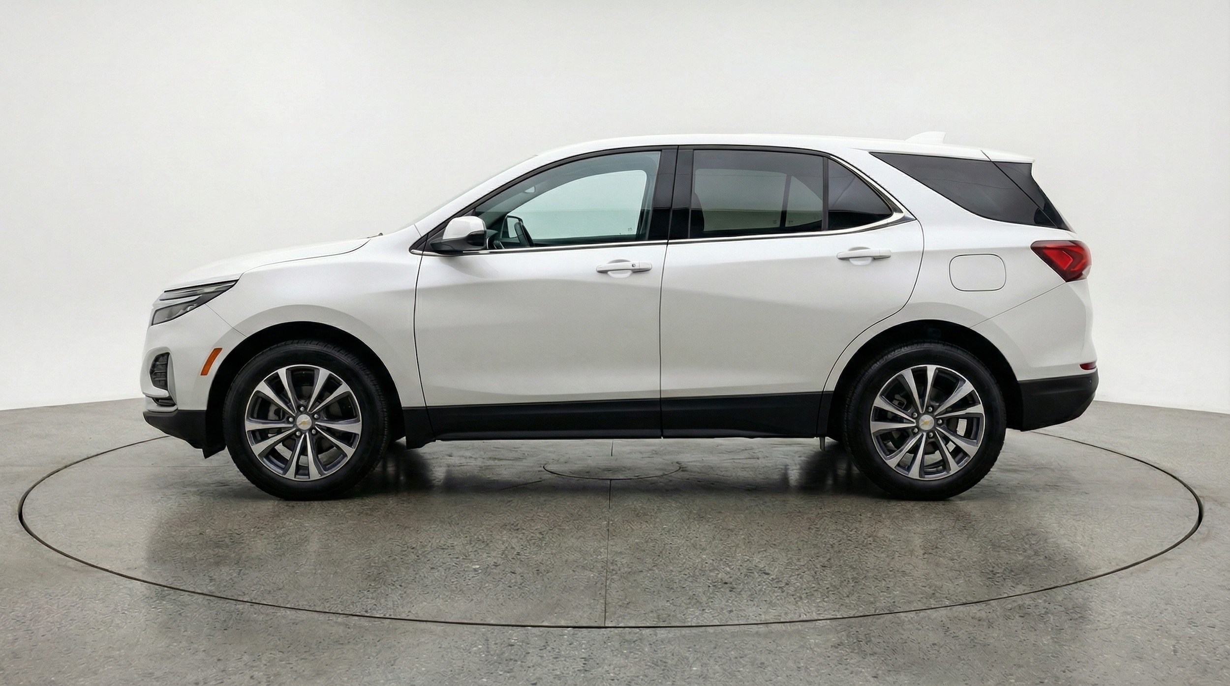 Thumbnail: 2025 Chevrolet Equinox - 4