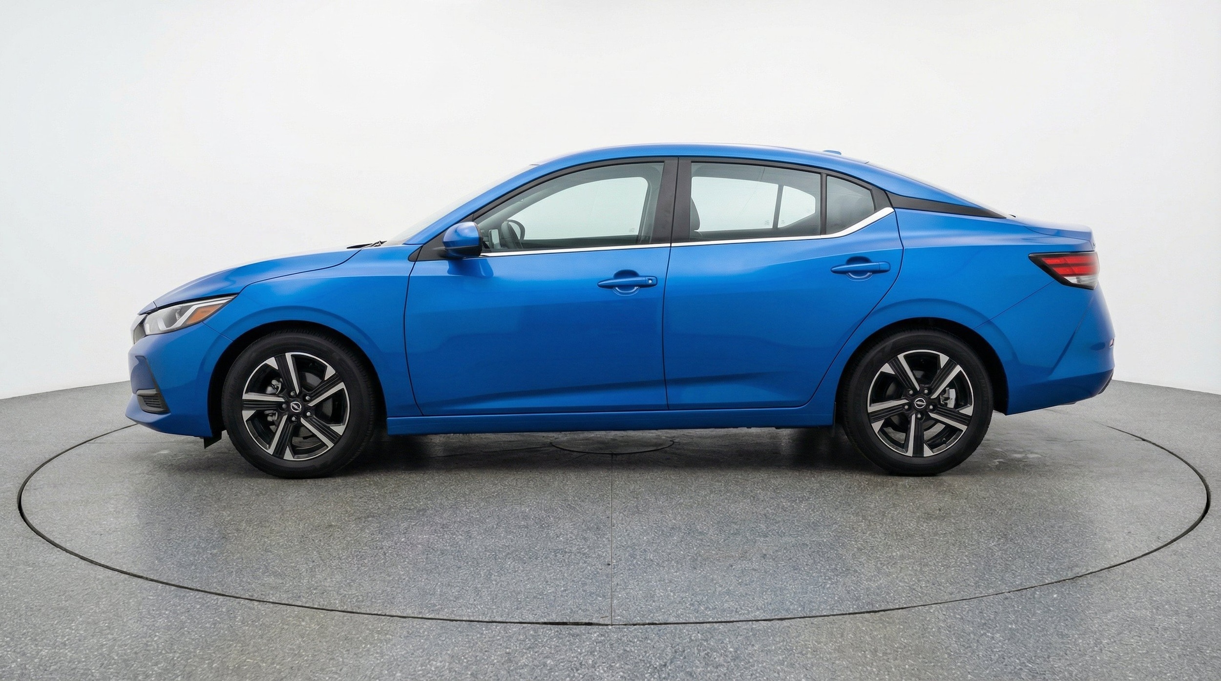 Thumbnail: 2025 Nissan Sentra - 5