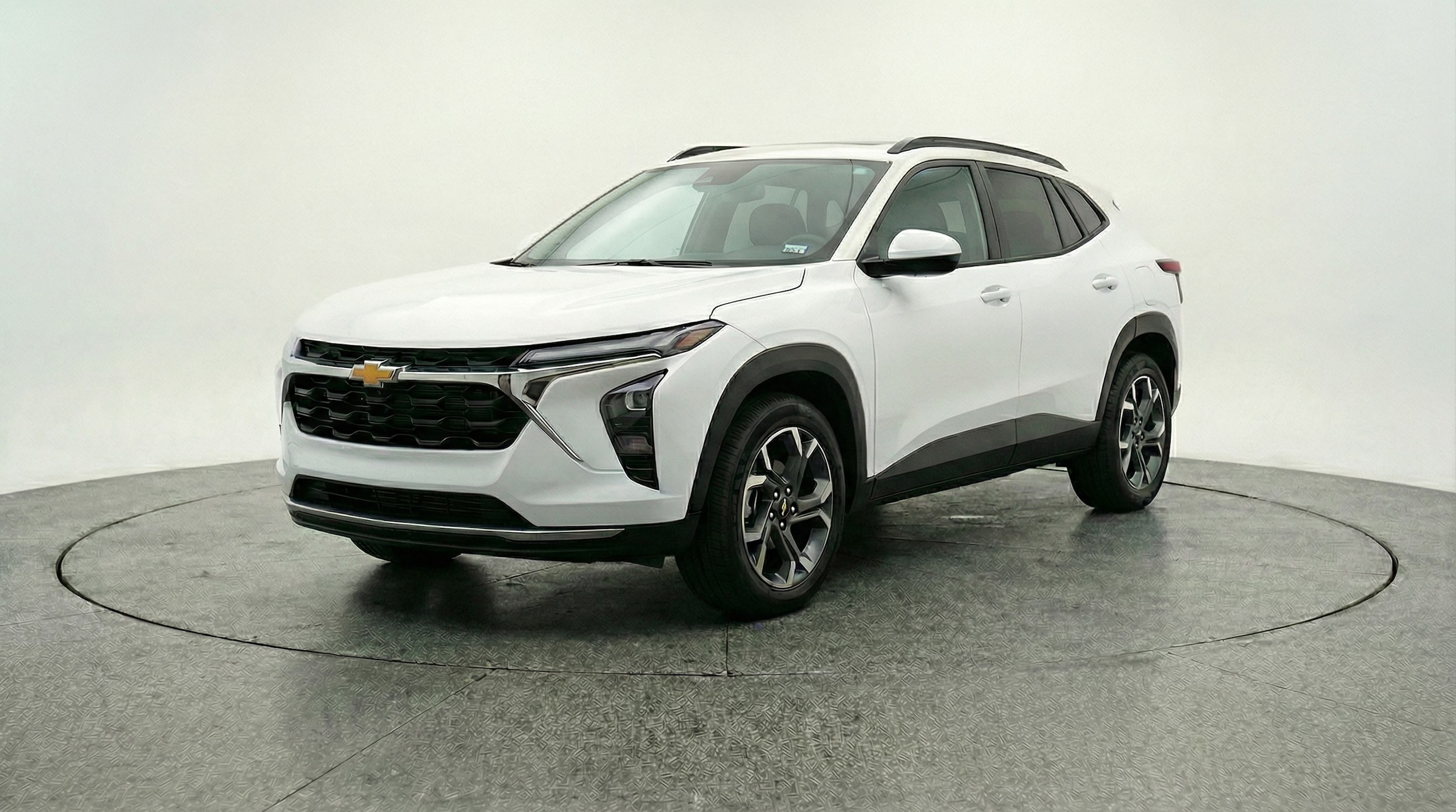 Thumbnail: 2025 Chevrolet Trax - 3