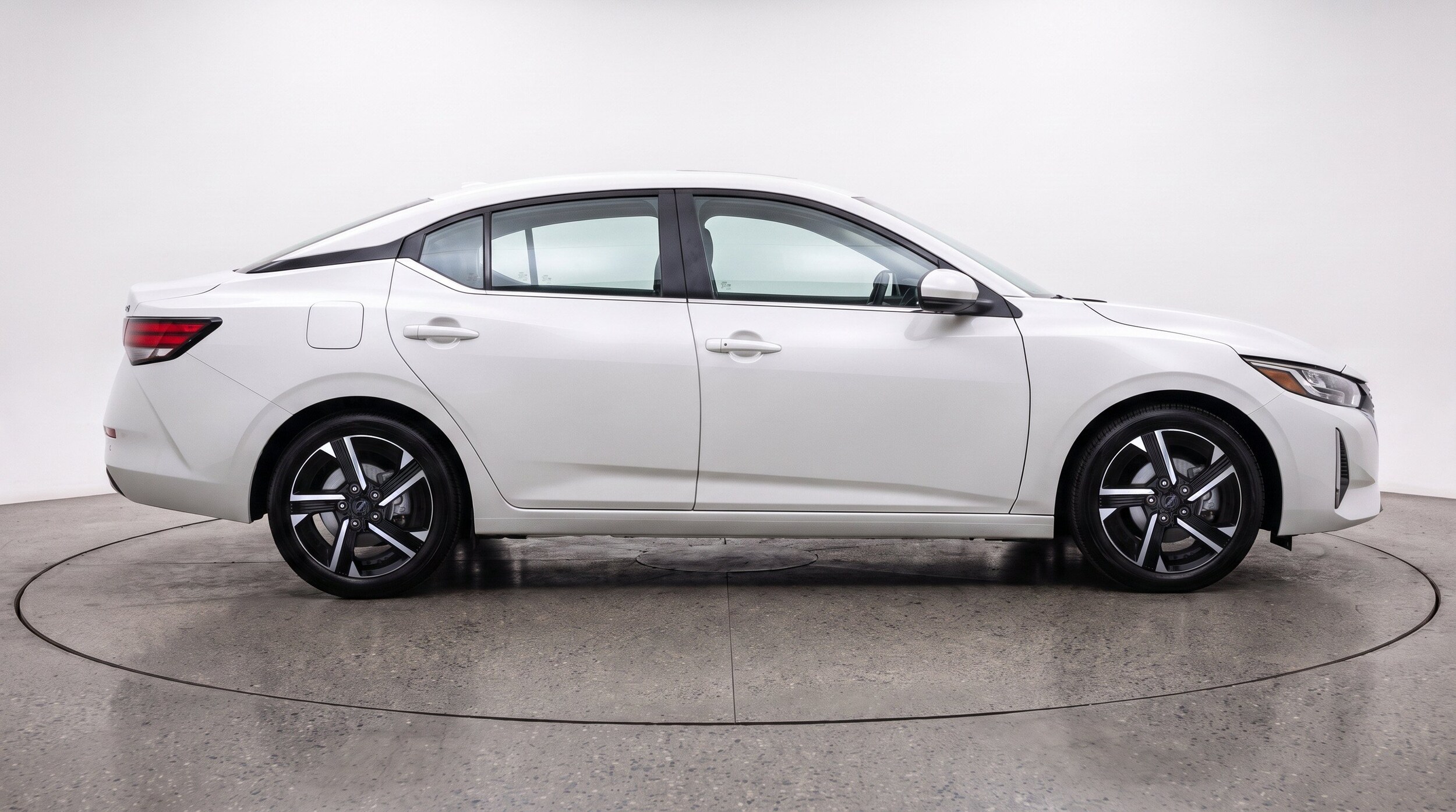Thumbnail: 2025 Nissan Sentra - 11