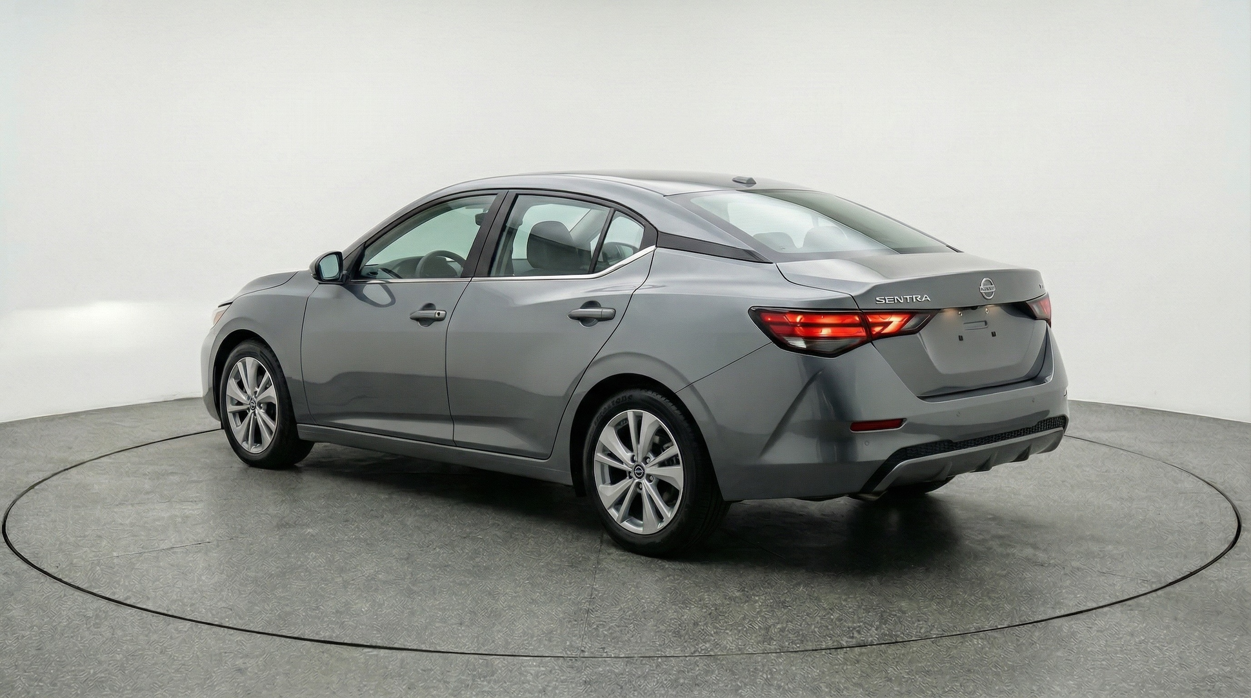 Thumbnail: 2025 Nissan Sentra - 5