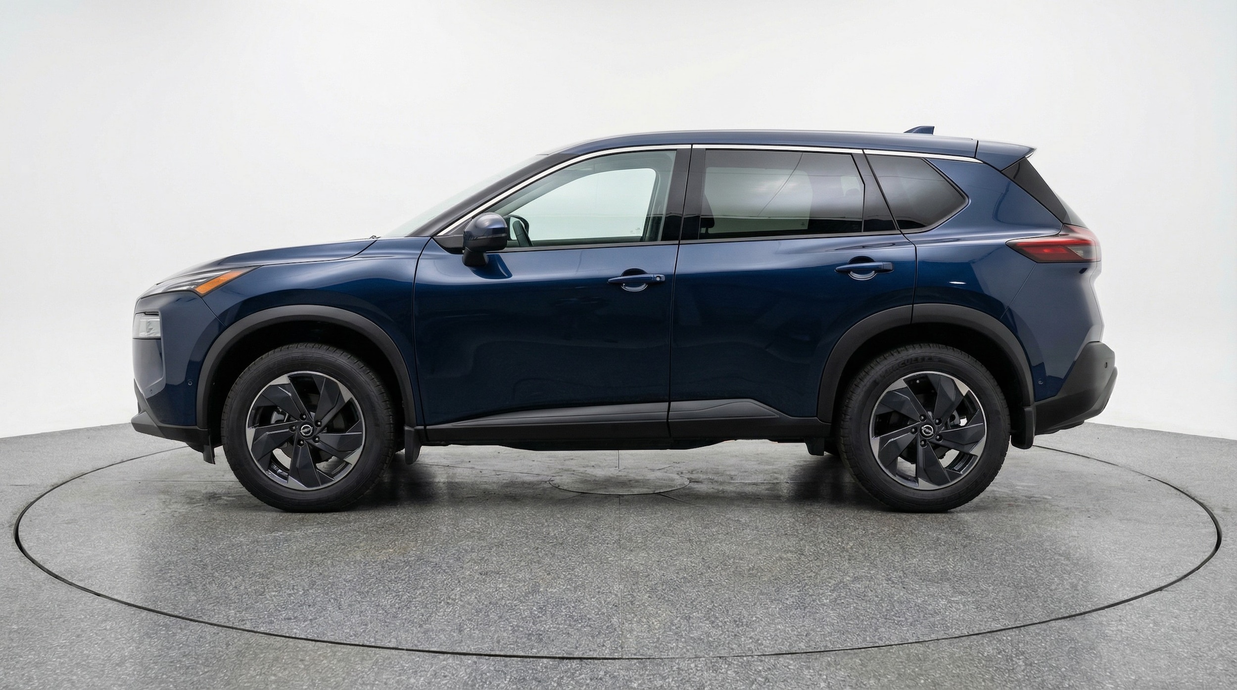 Thumbnail: 2025 Nissan Rogue - 4