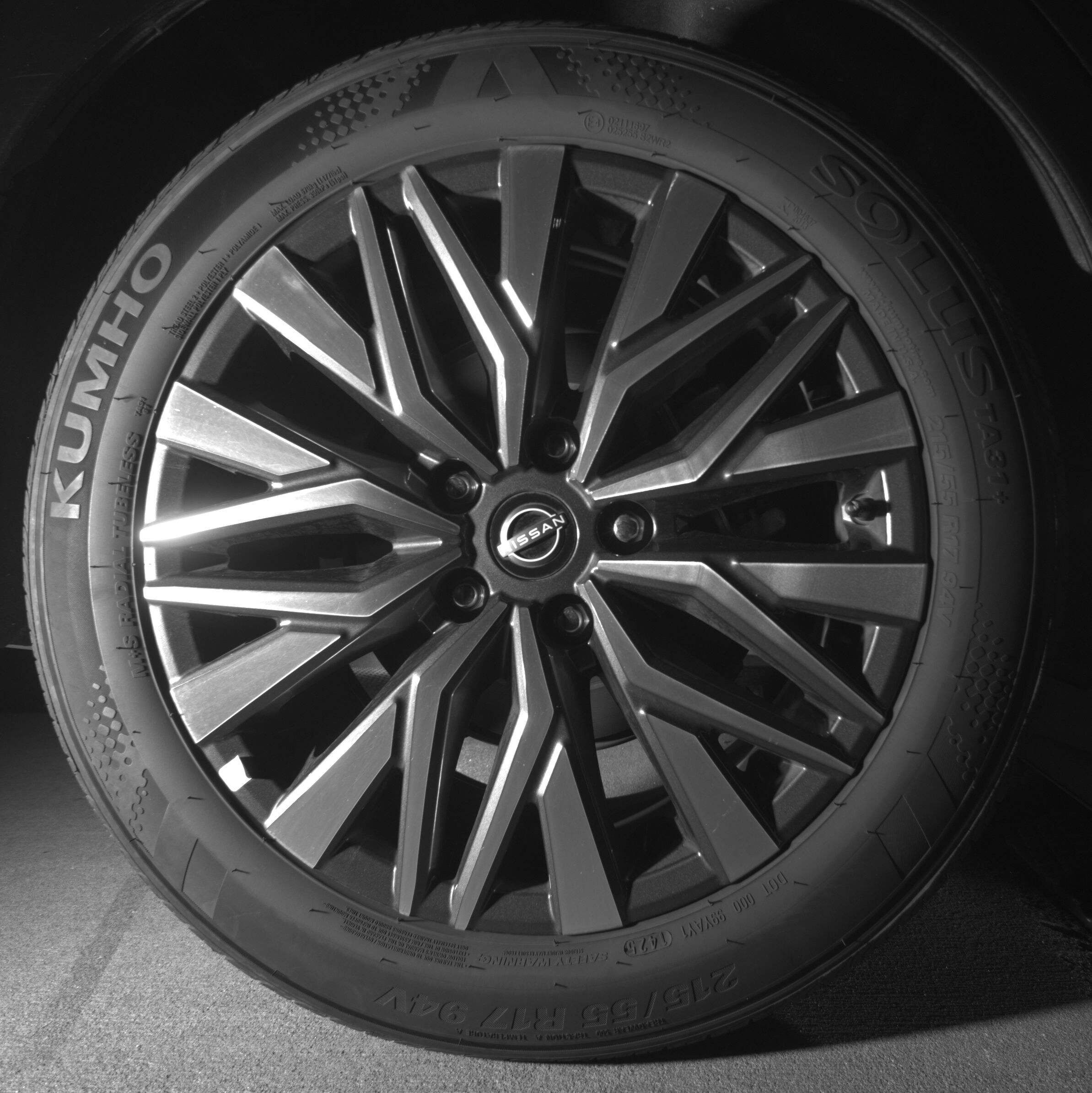 Thumbnail: 2025 Nissan Altima - 12