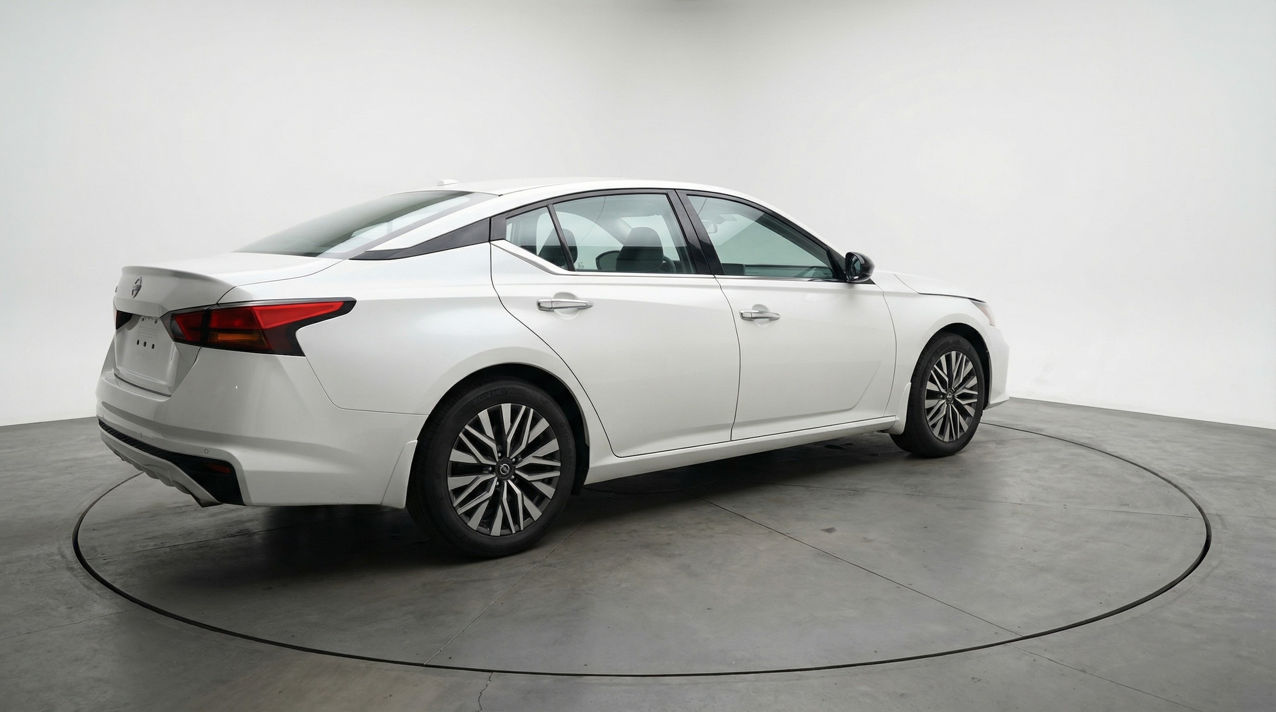 Thumbnail: 2025 Nissan Altima - 7