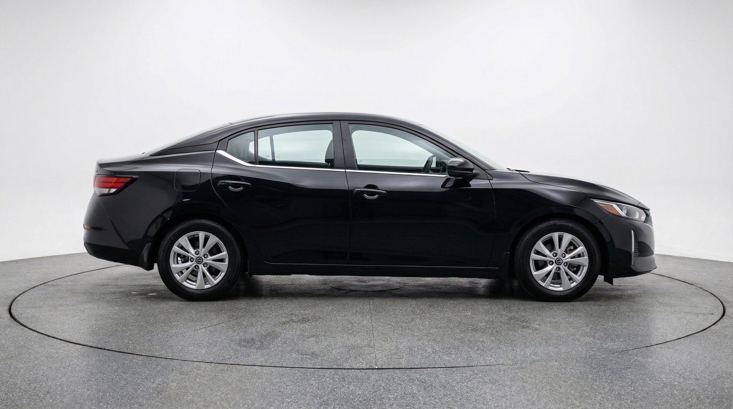 Thumbnail: 2025 Nissan Sentra - 8