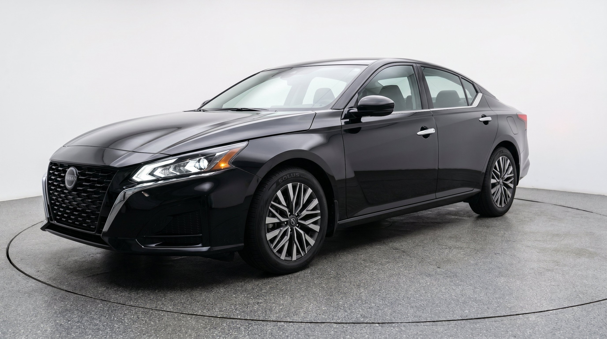 Thumbnail: 2025 Nissan Altima - 3