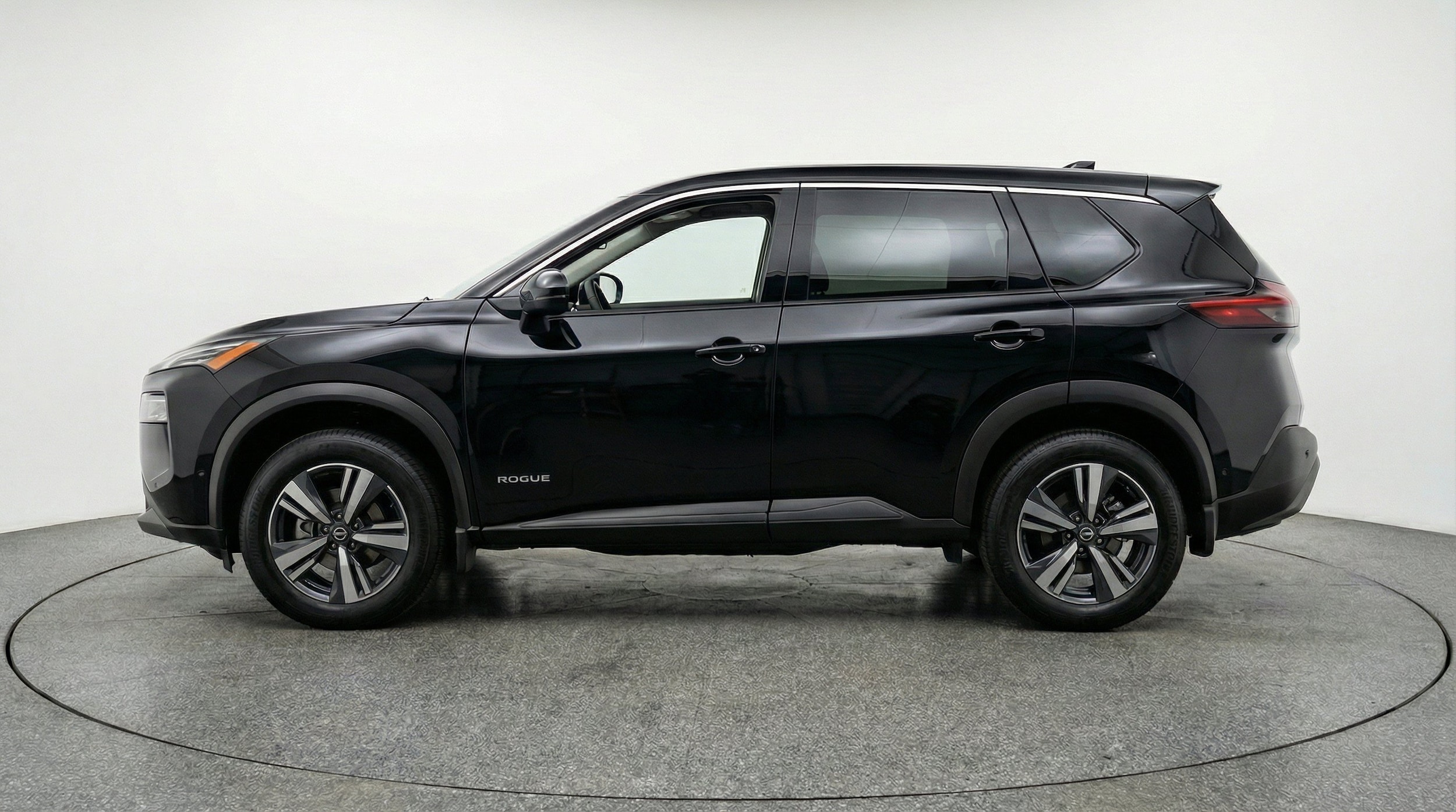 Thumbnail: 2026 Nissan Rogue - 5